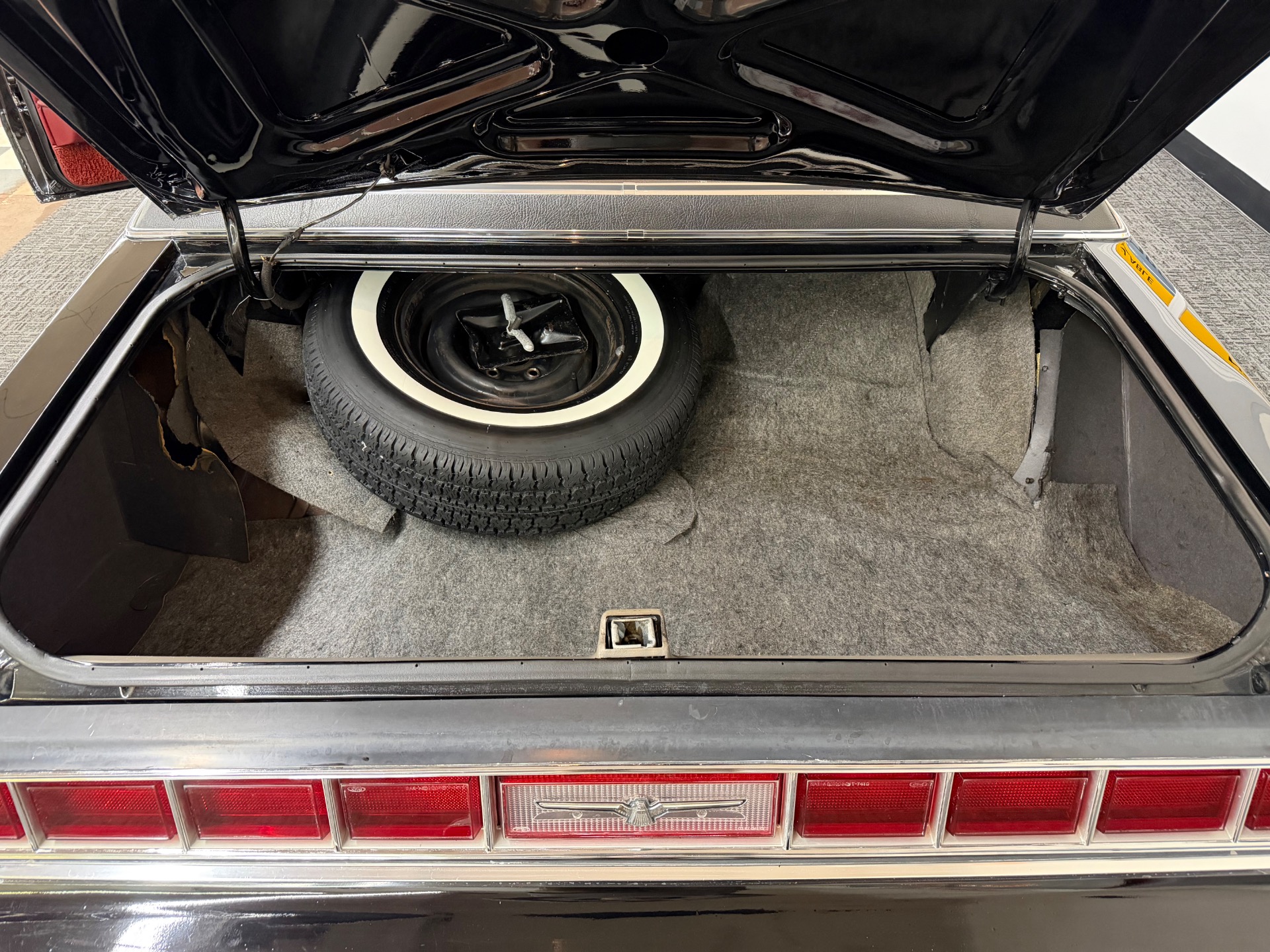 Used 1976 Ford Thunderbird Great Driving Classic-SEE VIDEO | Mundelein, IL