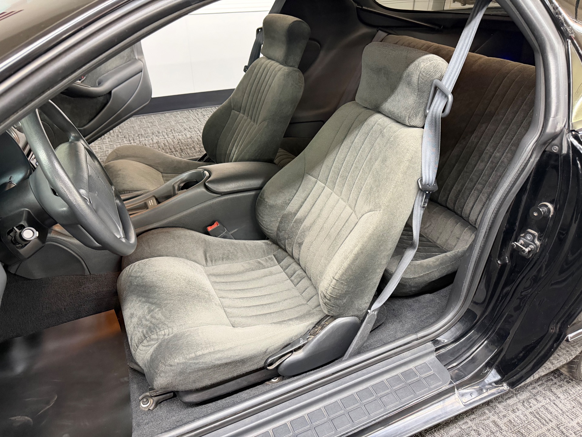 Used 1993 Pontiac Firebird FIREBIRD/FORMULA-67K ORIGINAL MILES-SUPER CLEAN-SEE VIDEO | Mundelein, IL