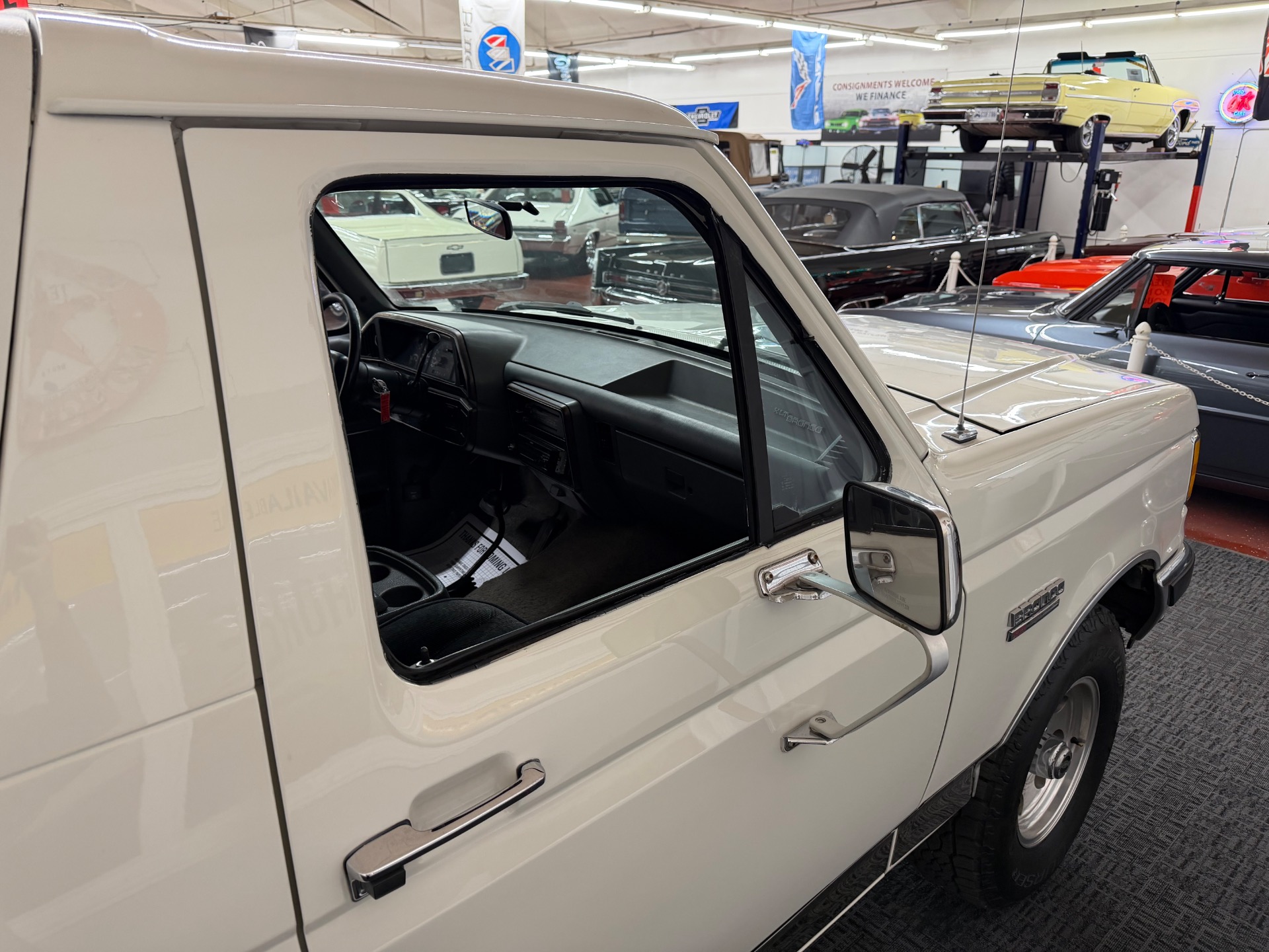 Used 1990 Ford Bronco XLT-SEE VIDEO | Mundelein, IL