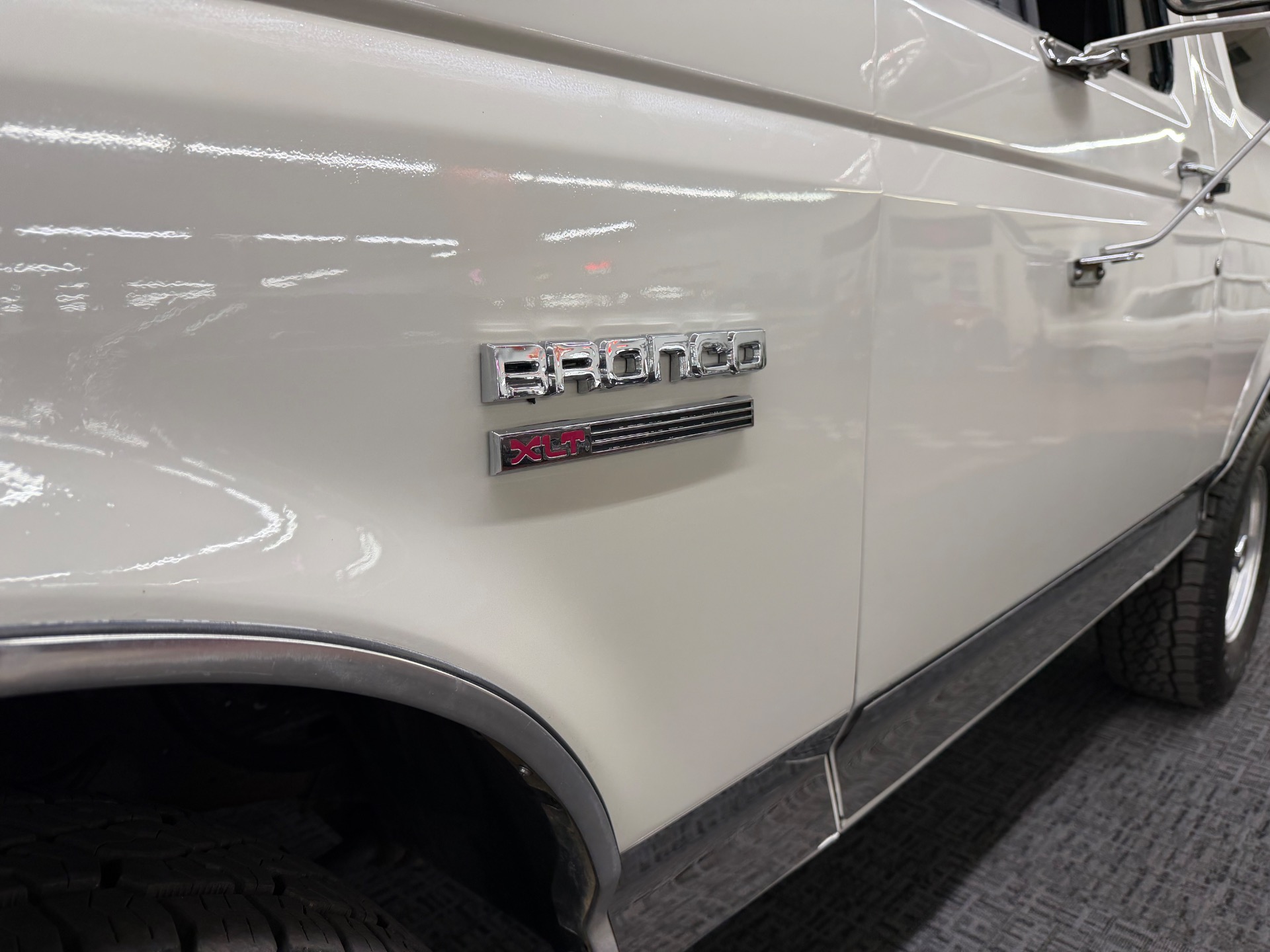 Used 1990 Ford Bronco XLT-SEE VIDEO | Mundelein, IL