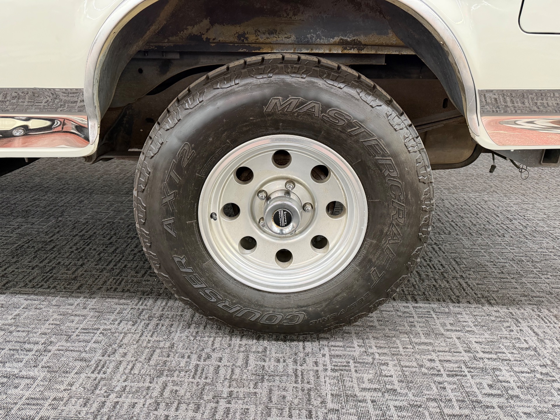 Used 1990 Ford Bronco XLT-SEE VIDEO | Mundelein, IL