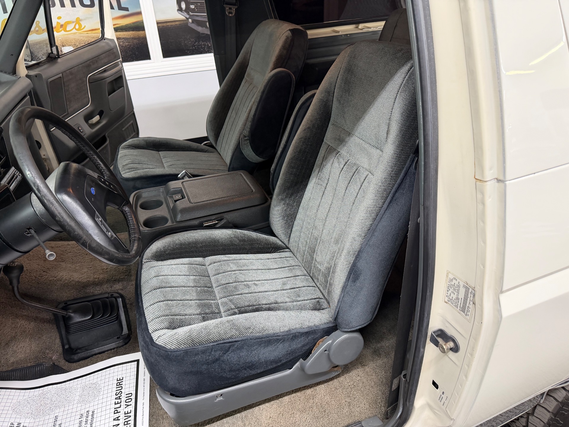 Used 1990 Ford Bronco XLT-SEE VIDEO | Mundelein, IL