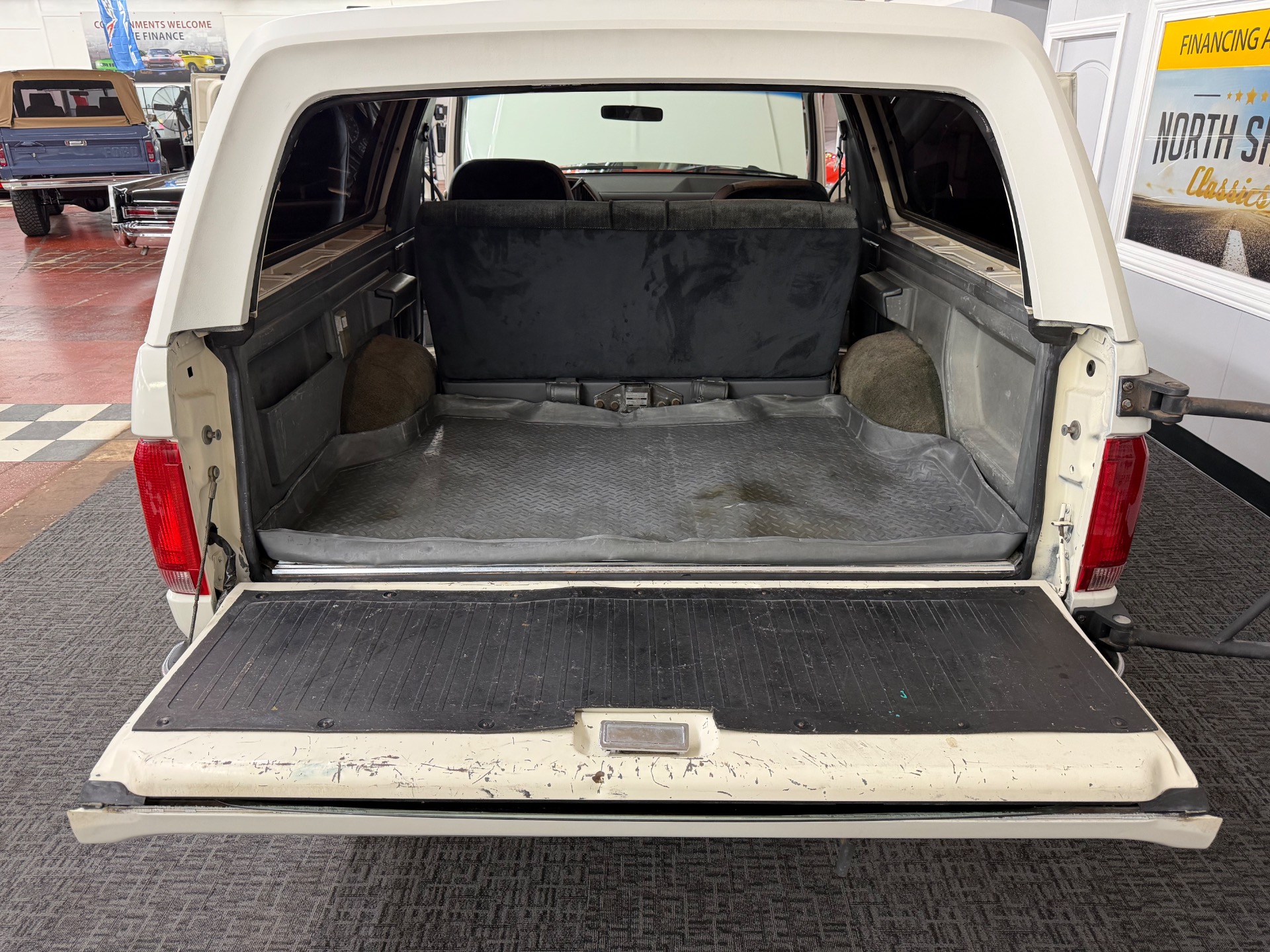 Used 1990 Ford Bronco XLT-SEE VIDEO | Mundelein, IL