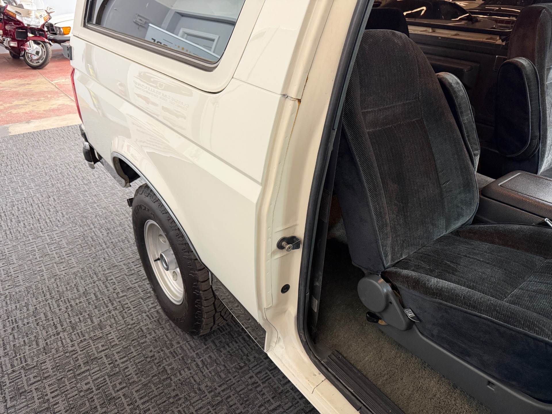 Used 1990 Ford Bronco XLT-SEE VIDEO | Mundelein, IL