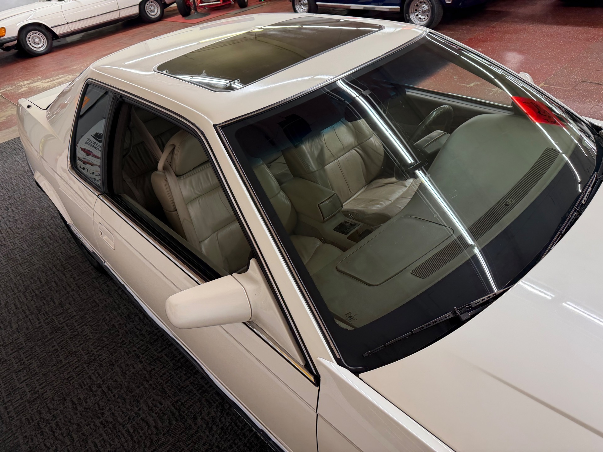 Used 1993 CADILLAC ELDORADO Touring-Pearl white-Sunroof-V8 Northstar-SEE VIDEO | Mundelein, IL