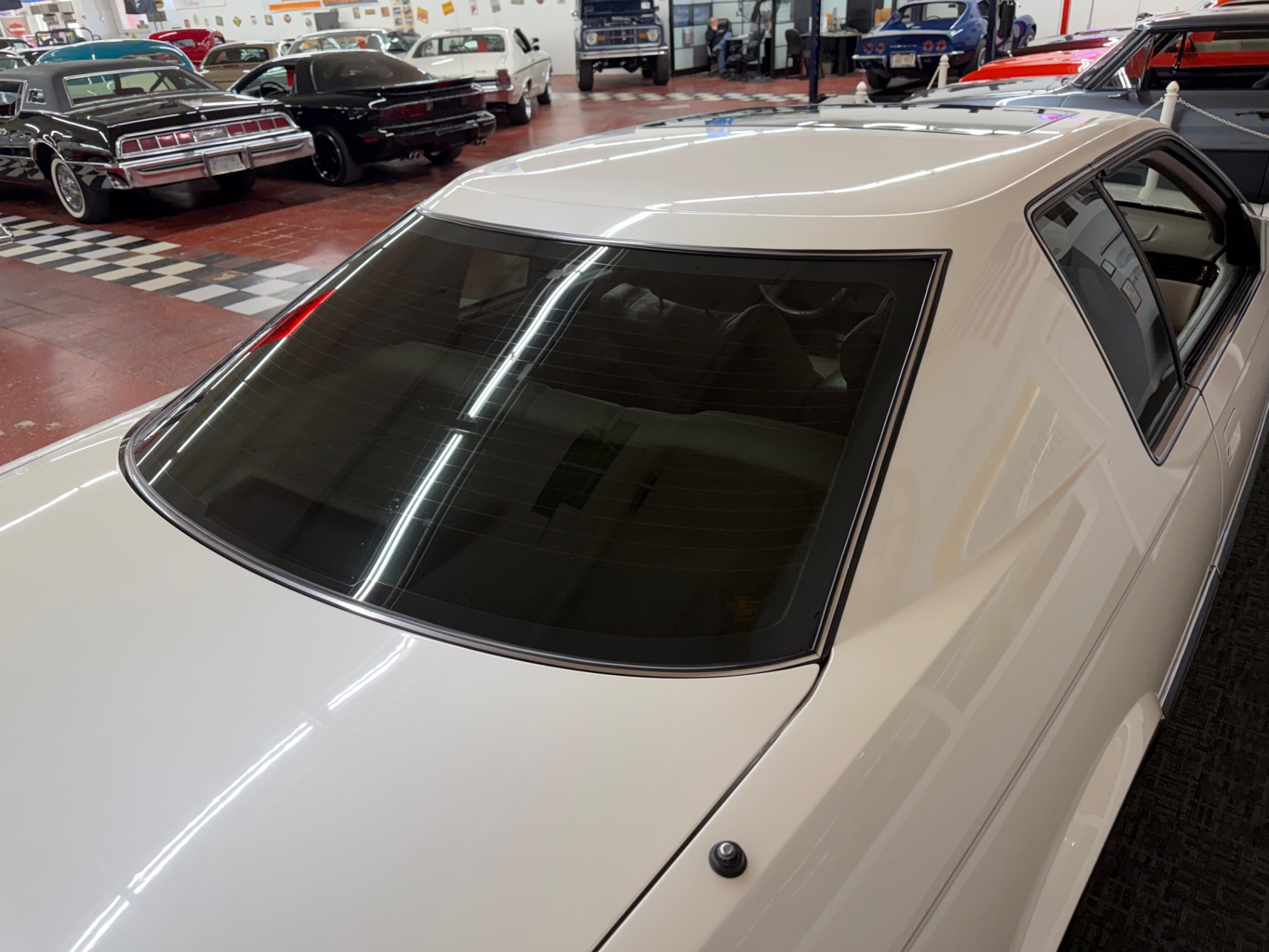 Used 1993 CADILLAC ELDORADO Touring-Pearl white-Sunroof-V8 Northstar-SEE VIDEO | Mundelein, IL
