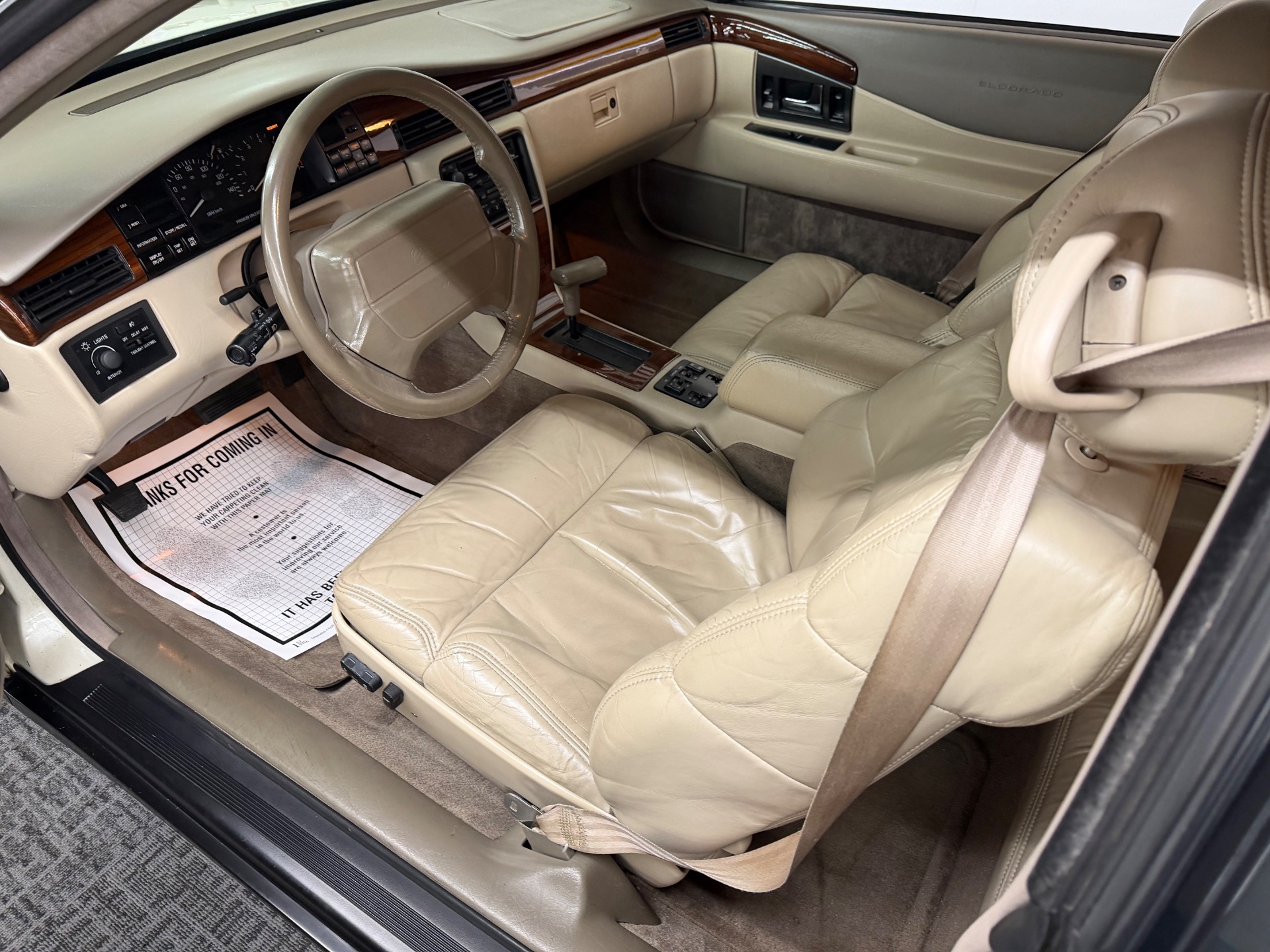 Used 1993 CADILLAC ELDORADO Touring-Pearl white-Sunroof-V8 Northstar-SEE VIDEO | Mundelein, IL