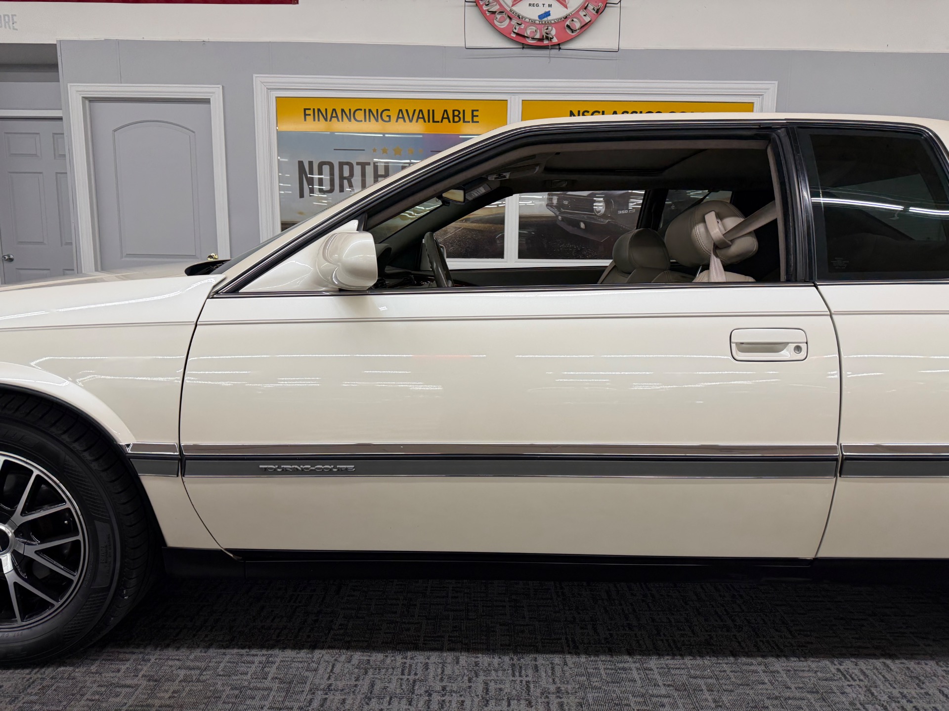 Used 1993 CADILLAC ELDORADO Touring-Pearl white-Sunroof-V8 Northstar-SEE VIDEO | Mundelein, IL