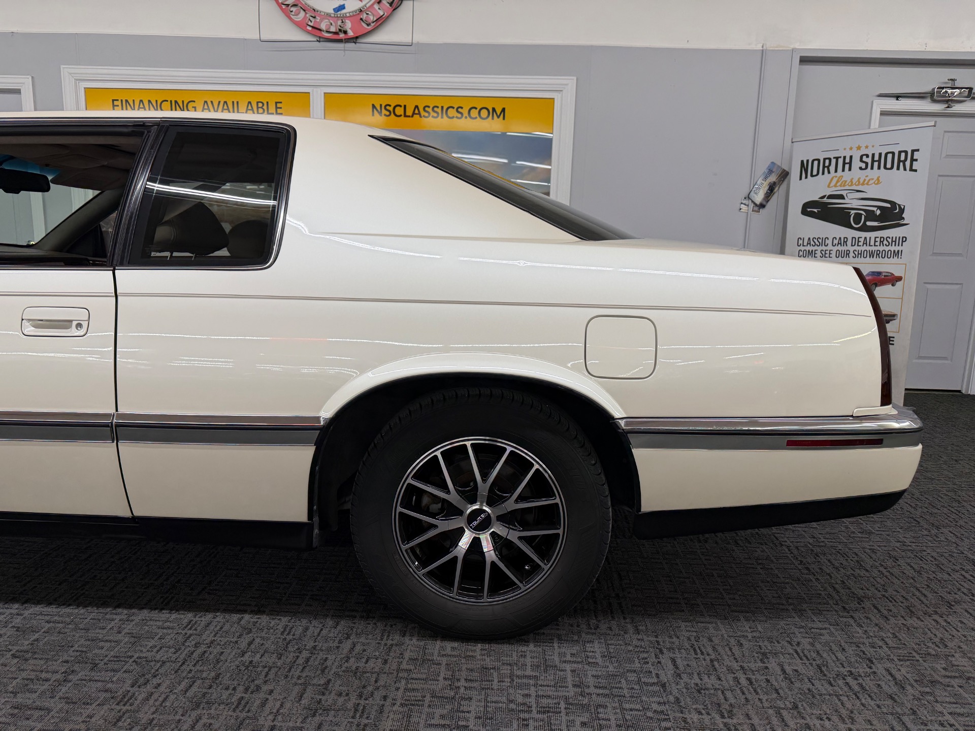 Used 1993 CADILLAC ELDORADO Touring-Pearl white-Sunroof-V8 Northstar-SEE VIDEO | Mundelein, IL