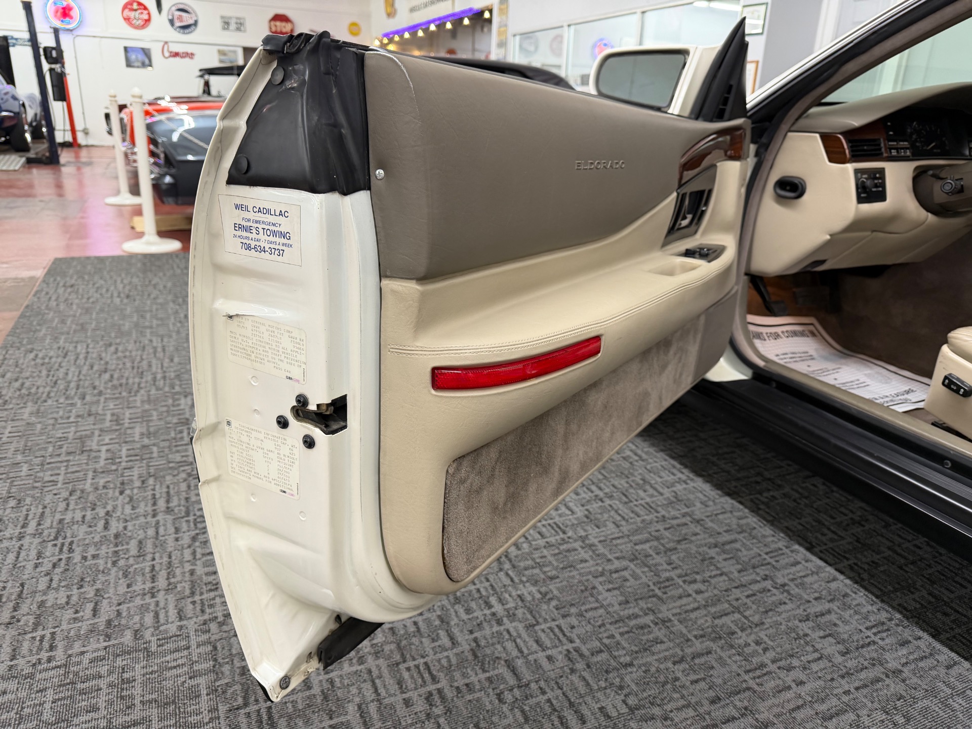 Used 1993 CADILLAC ELDORADO Touring-Pearl white-Sunroof-V8 Northstar-SEE VIDEO | Mundelein, IL