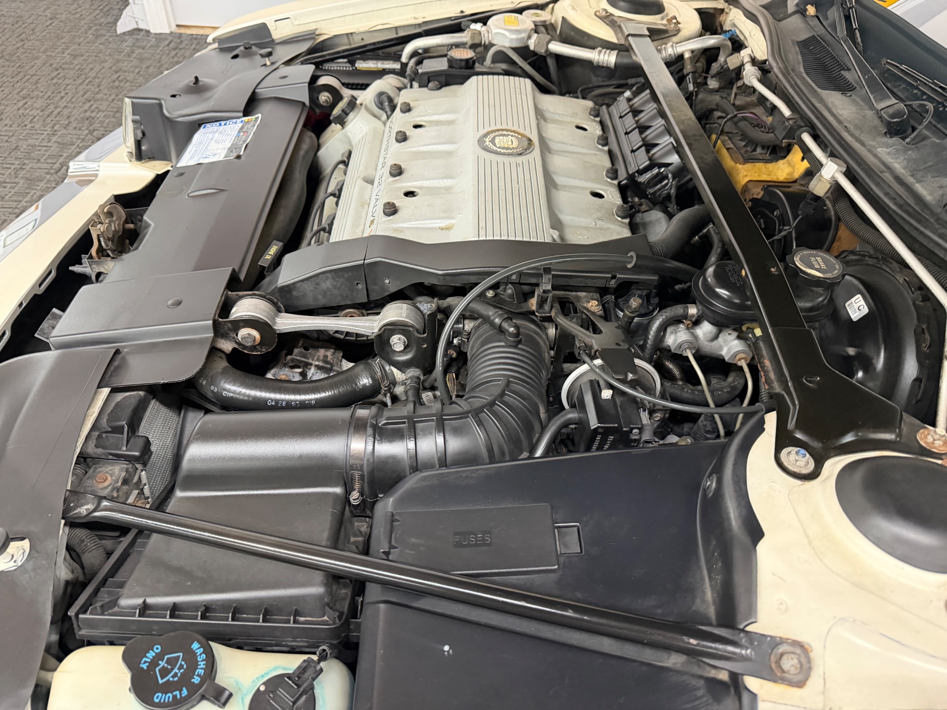 Used 1993 CADILLAC ELDORADO Touring-Pearl white-Sunroof-V8 Northstar-SEE VIDEO | Mundelein, IL