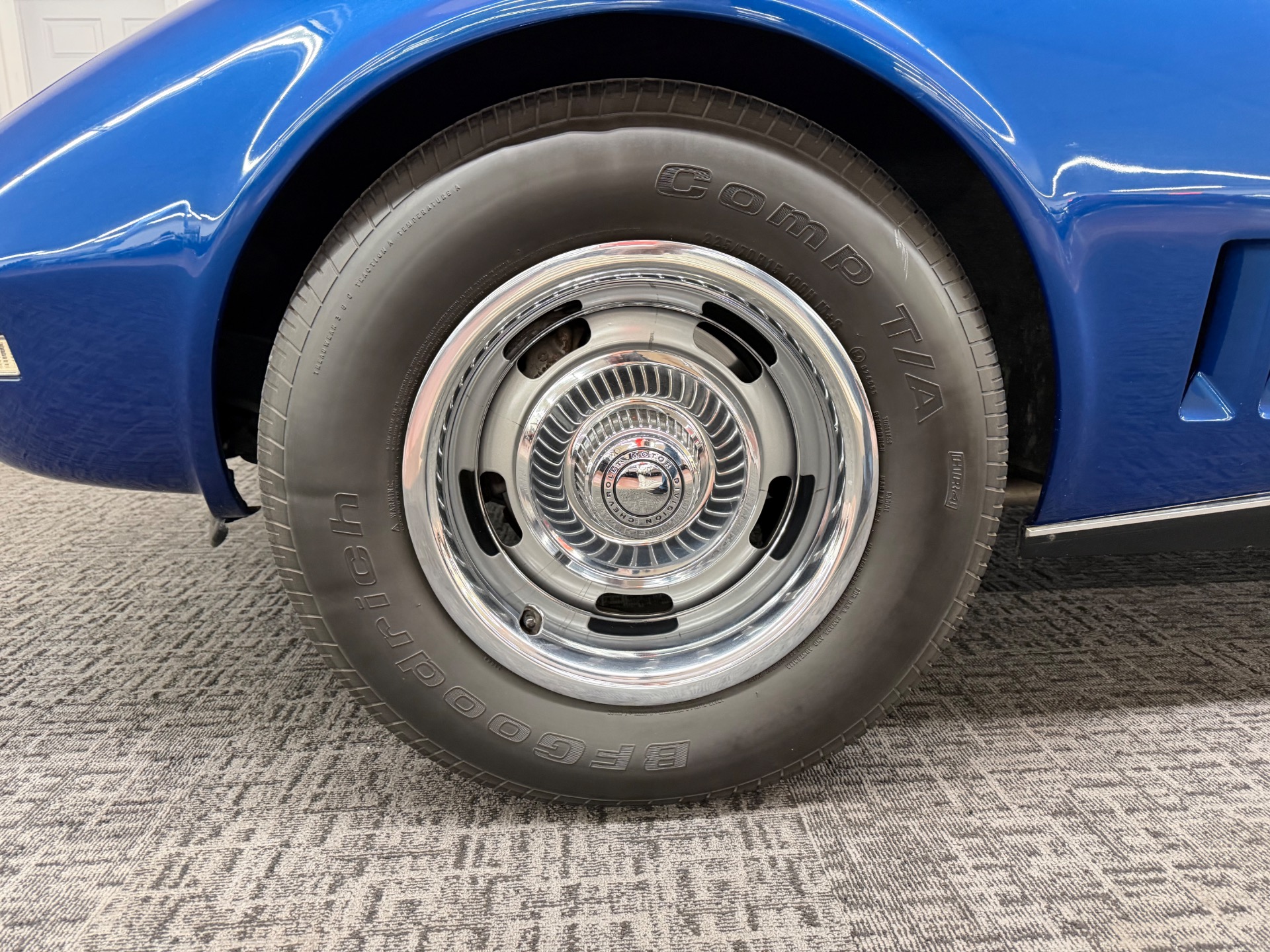 Used 1968 Chevrolet Corvette T-TOPS /NUMBERS MATCHING /SUPER CLEAN VETTE | Mundelein, IL