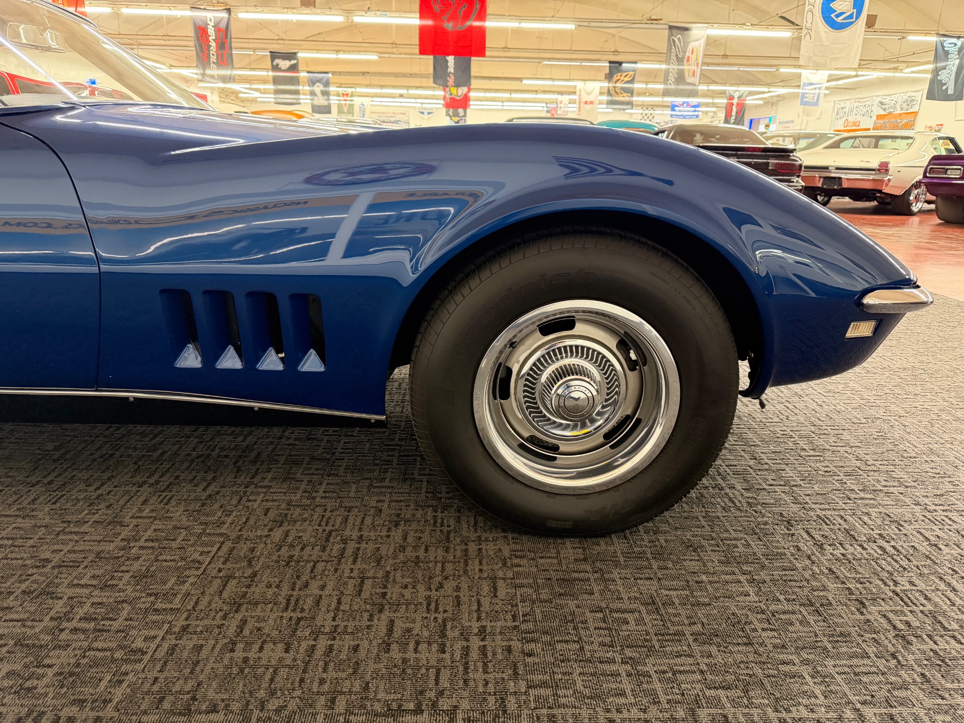 Used 1968 Chevrolet Corvette T-TOPS /NUMBERS MATCHING /SUPER CLEAN VETTE | Mundelein, IL