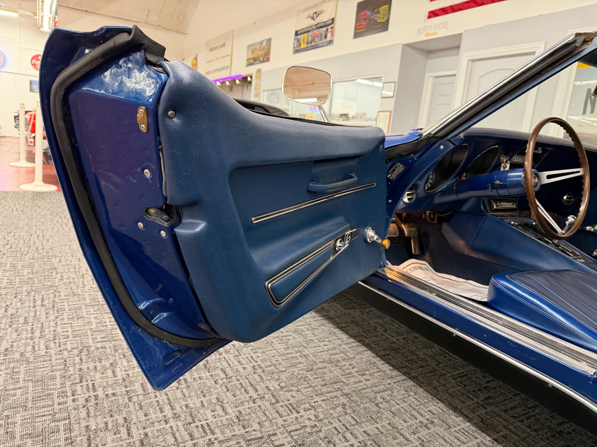 Used 1968 Chevrolet Corvette T-TOPS /NUMBERS MATCHING /SUPER CLEAN VETTE | Mundelein, IL