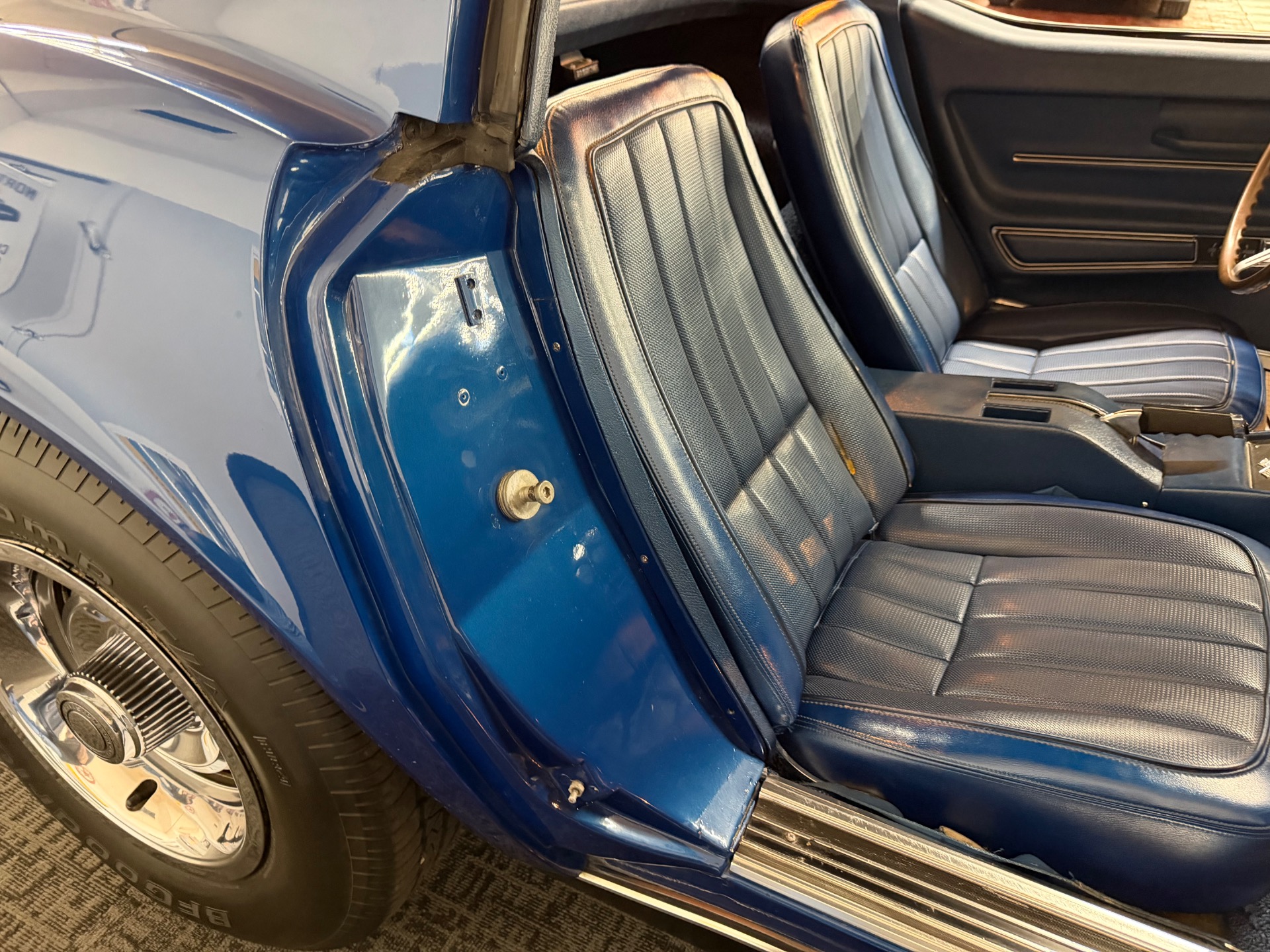 Used 1968 Chevrolet Corvette T-TOPS /NUMBERS MATCHING /SUPER CLEAN VETTE | Mundelein, IL