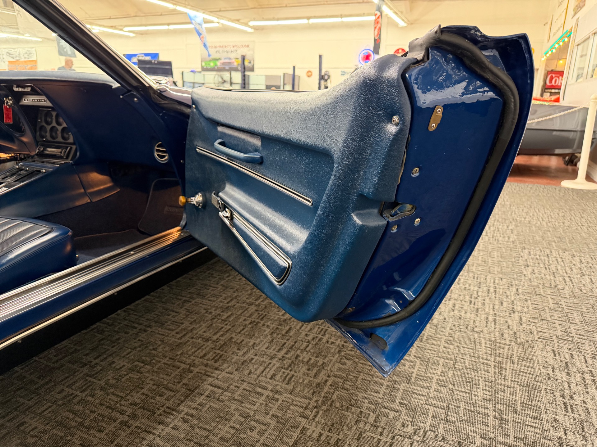 Used 1968 Chevrolet Corvette T-TOPS /NUMBERS MATCHING /SUPER CLEAN VETTE | Mundelein, IL