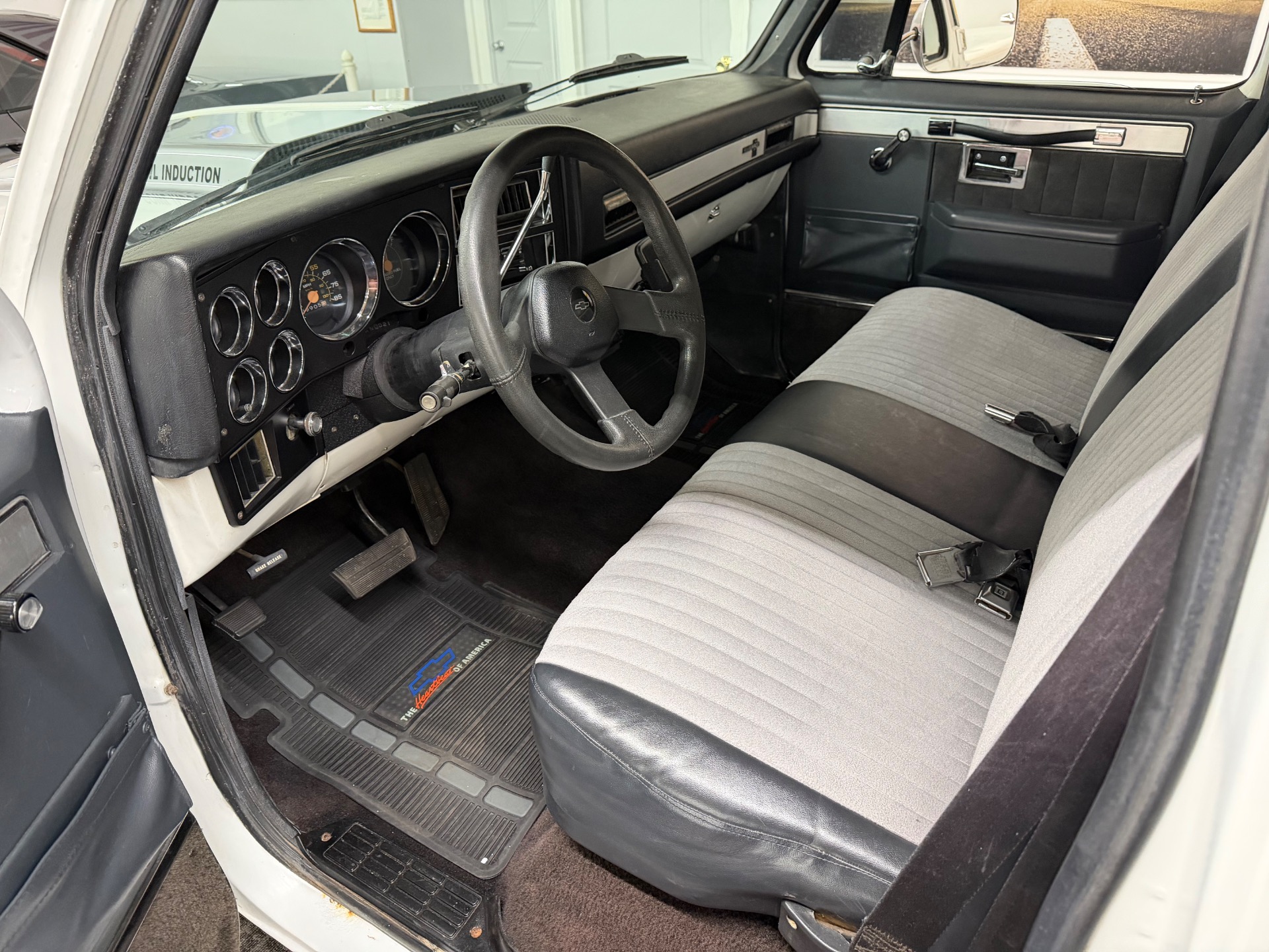 Used 1986 Chevrolet C/K 10 Series C10 Silverado Clean Southern Truck-SEE VIDEO | Mundelein, IL