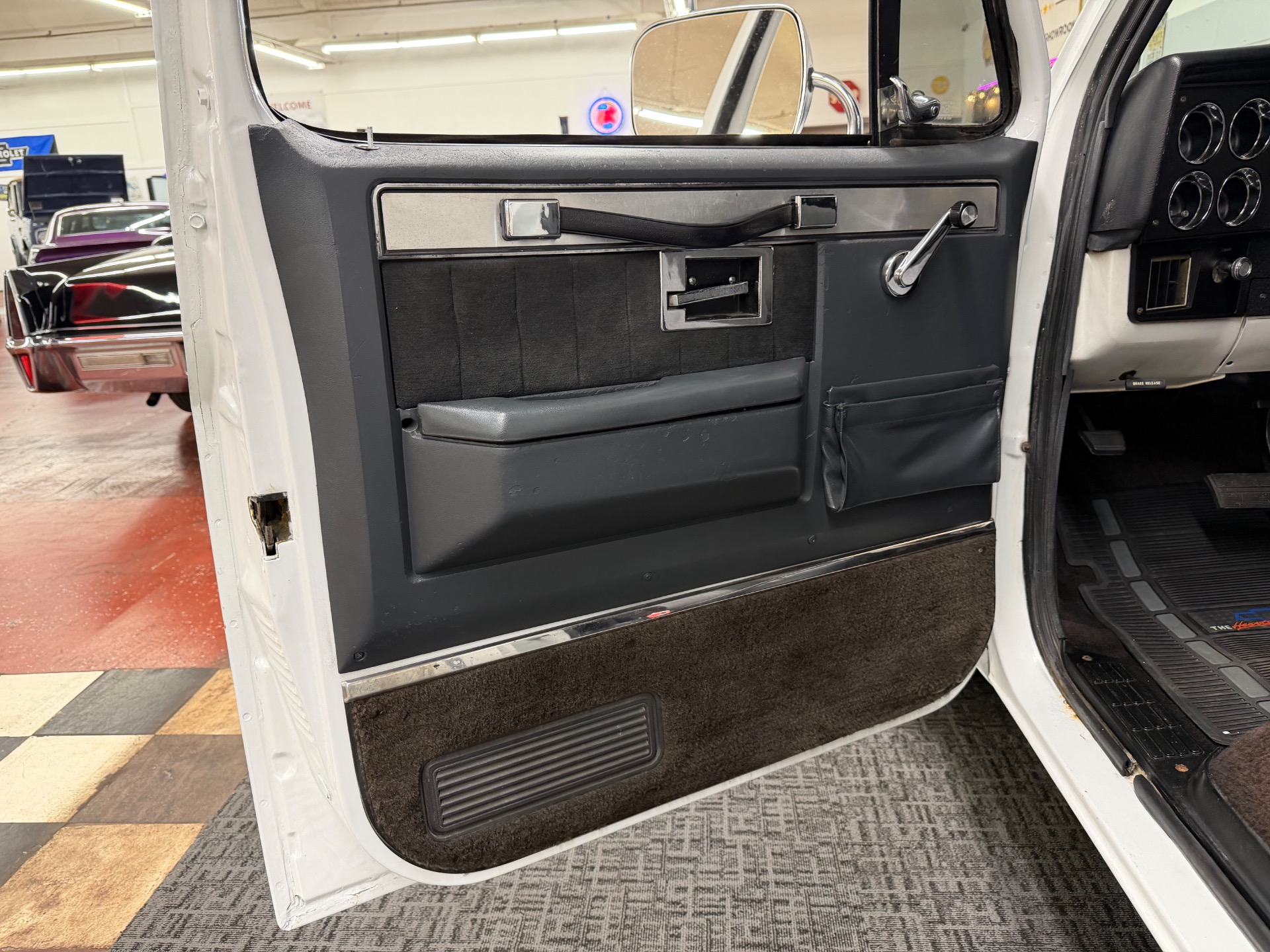 Used 1986 Chevrolet C/K 10 Series C10 Silverado Clean Southern Truck-SEE VIDEO | Mundelein, IL