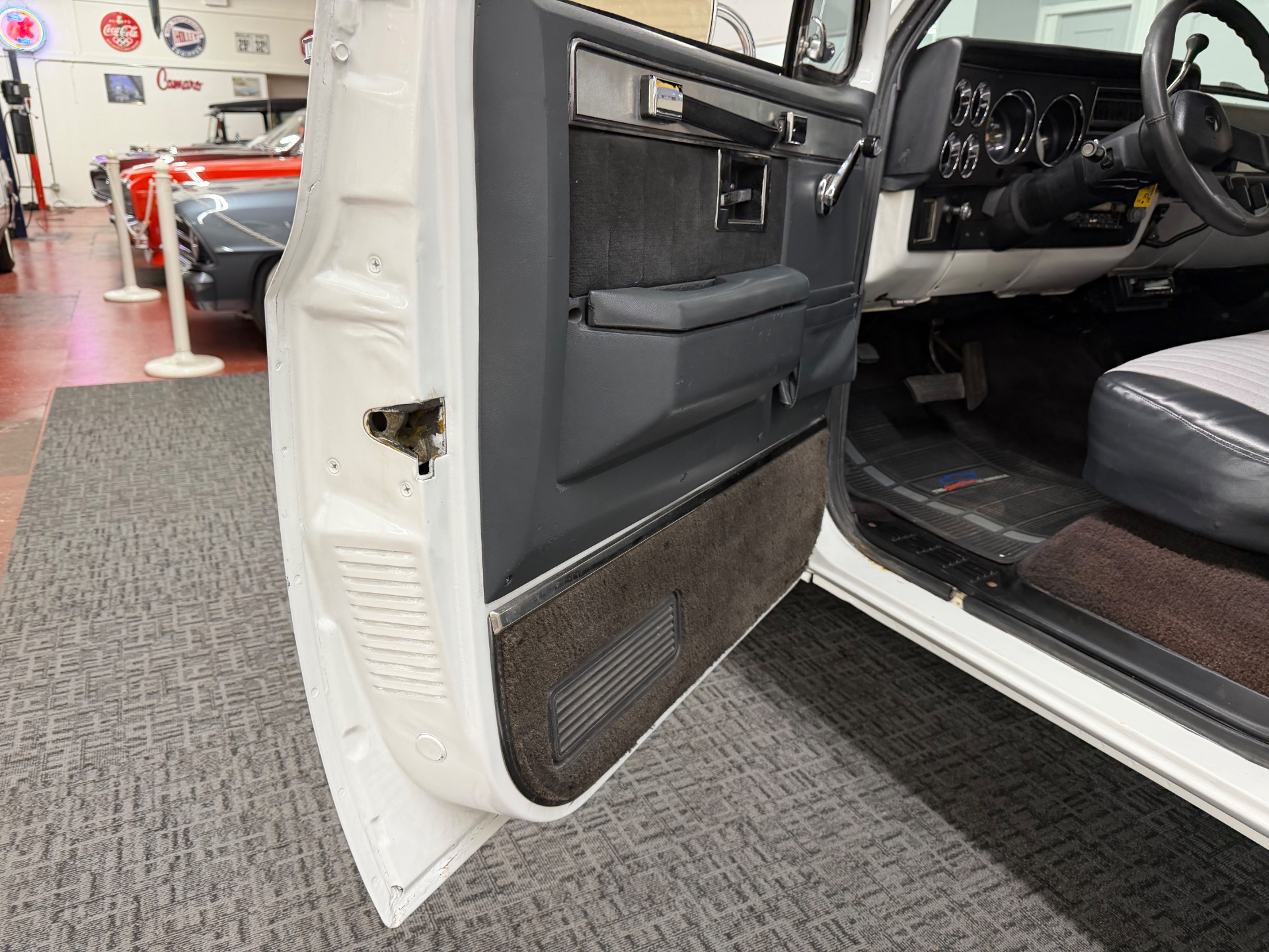 Used 1986 Chevrolet C/K 10 Series C10 Silverado Clean Southern Truck-SEE VIDEO | Mundelein, IL