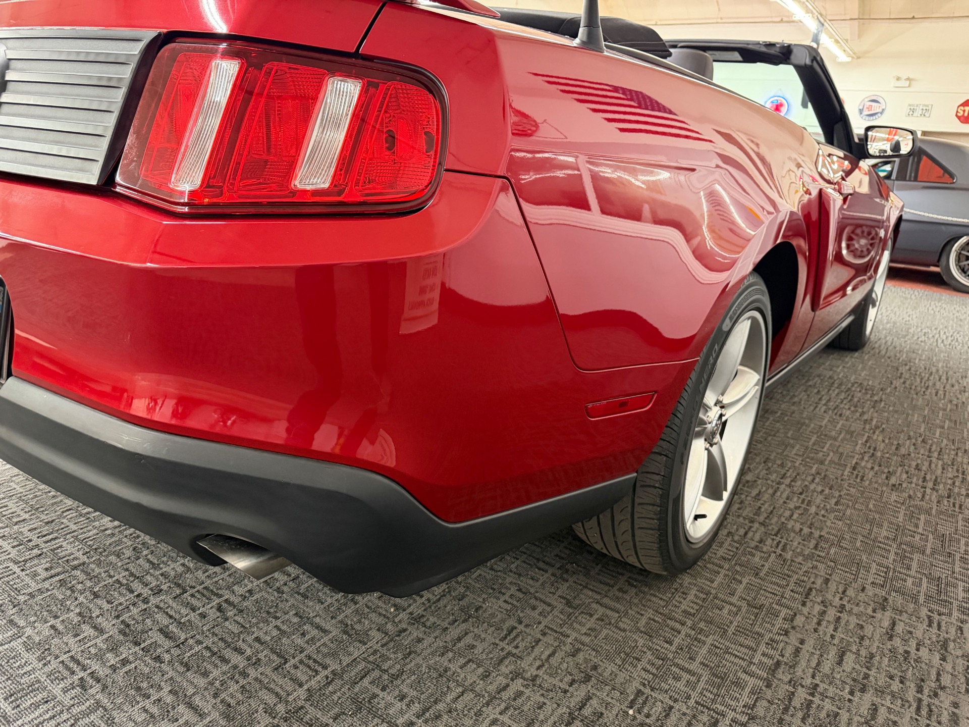 Used 2010 Ford Mustang GT-SUMMER FUN GREAT DRIVING CAR-LOW MILES-SEE VIDEO | Mundelein, IL