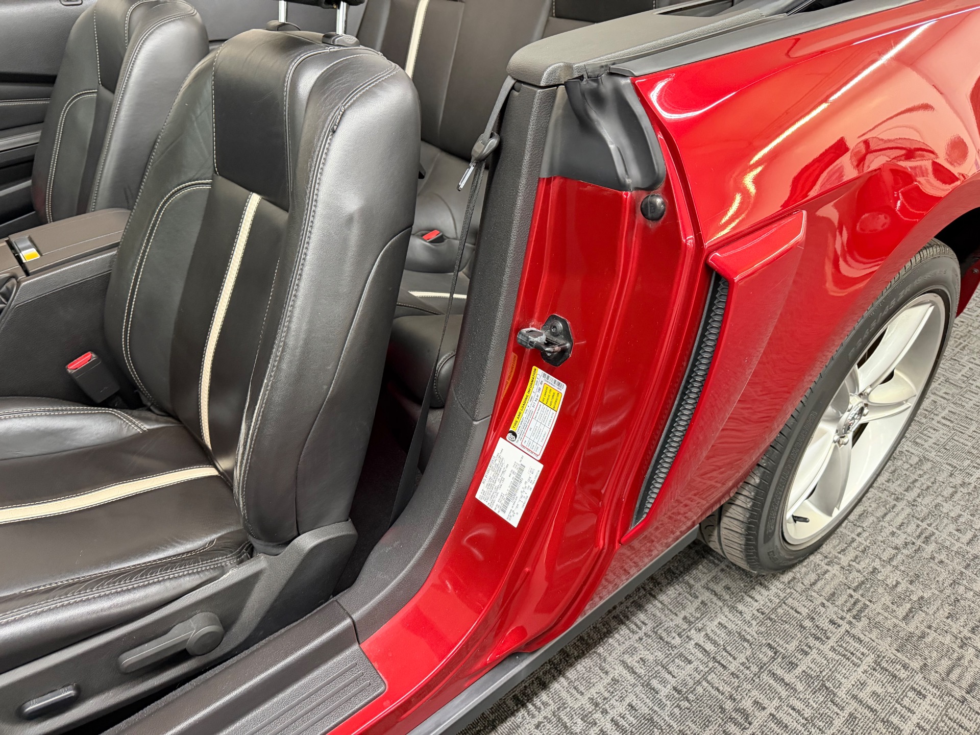 Used 2010 Ford Mustang GT-SUMMER FUN GREAT DRIVING CAR-LOW MILES-SEE VIDEO | Mundelein, IL