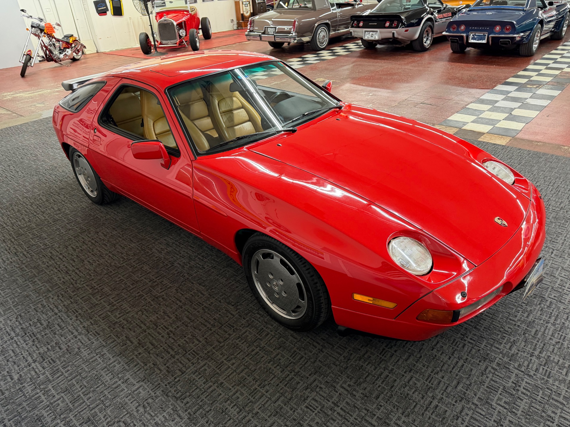 Used 1987 Porsche 928 S4-HATCHBACK-RED-N-READY TO ROLL-ORIGINAL MILES-SEE VIDEO | Mundelein, IL