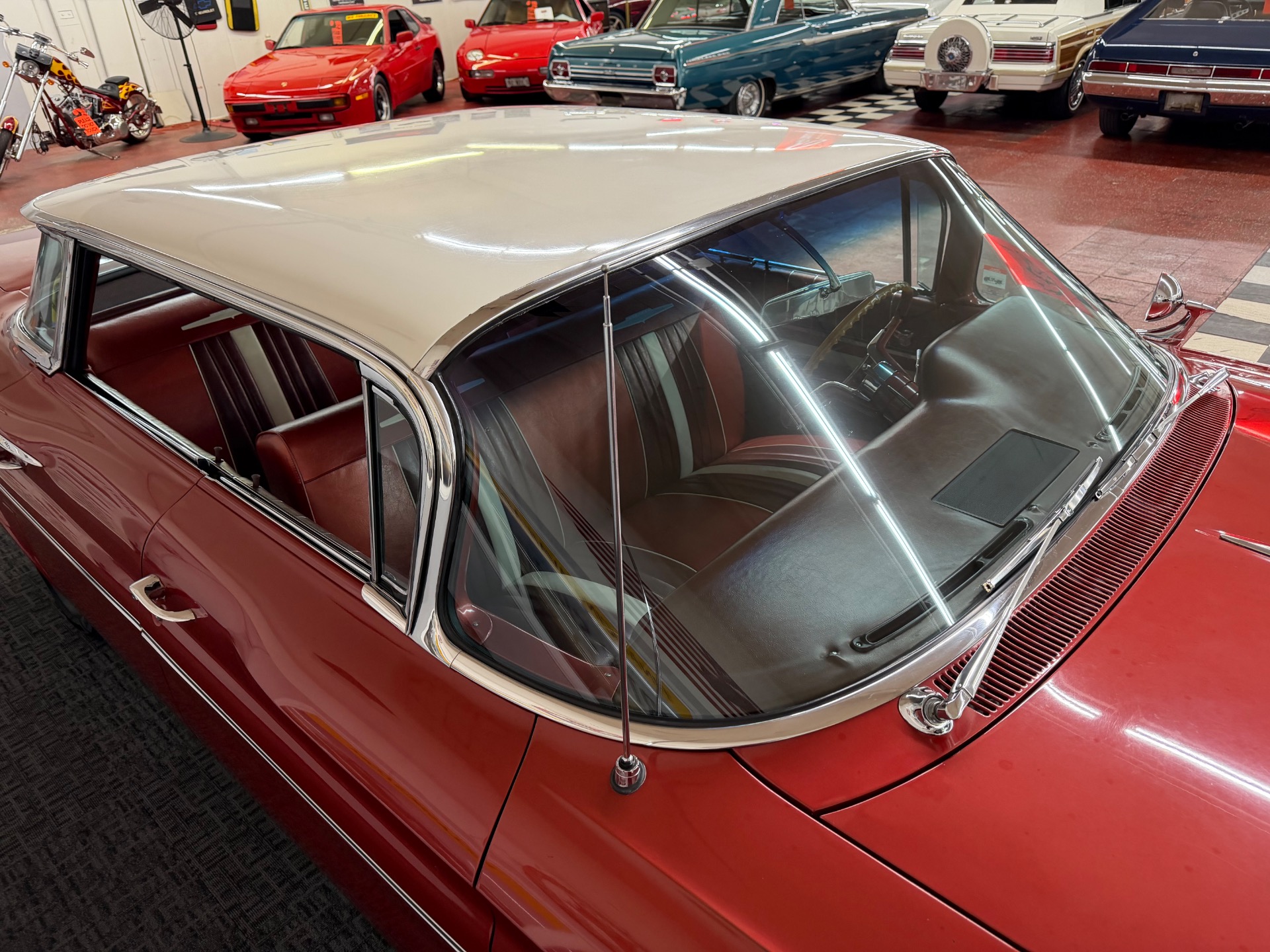 Used 1960 PONTIAC VENTURA VISTA ORIGINAL FACTORY CONDITION-389 V8-NUMBERS MATCHING | Mundelein, IL