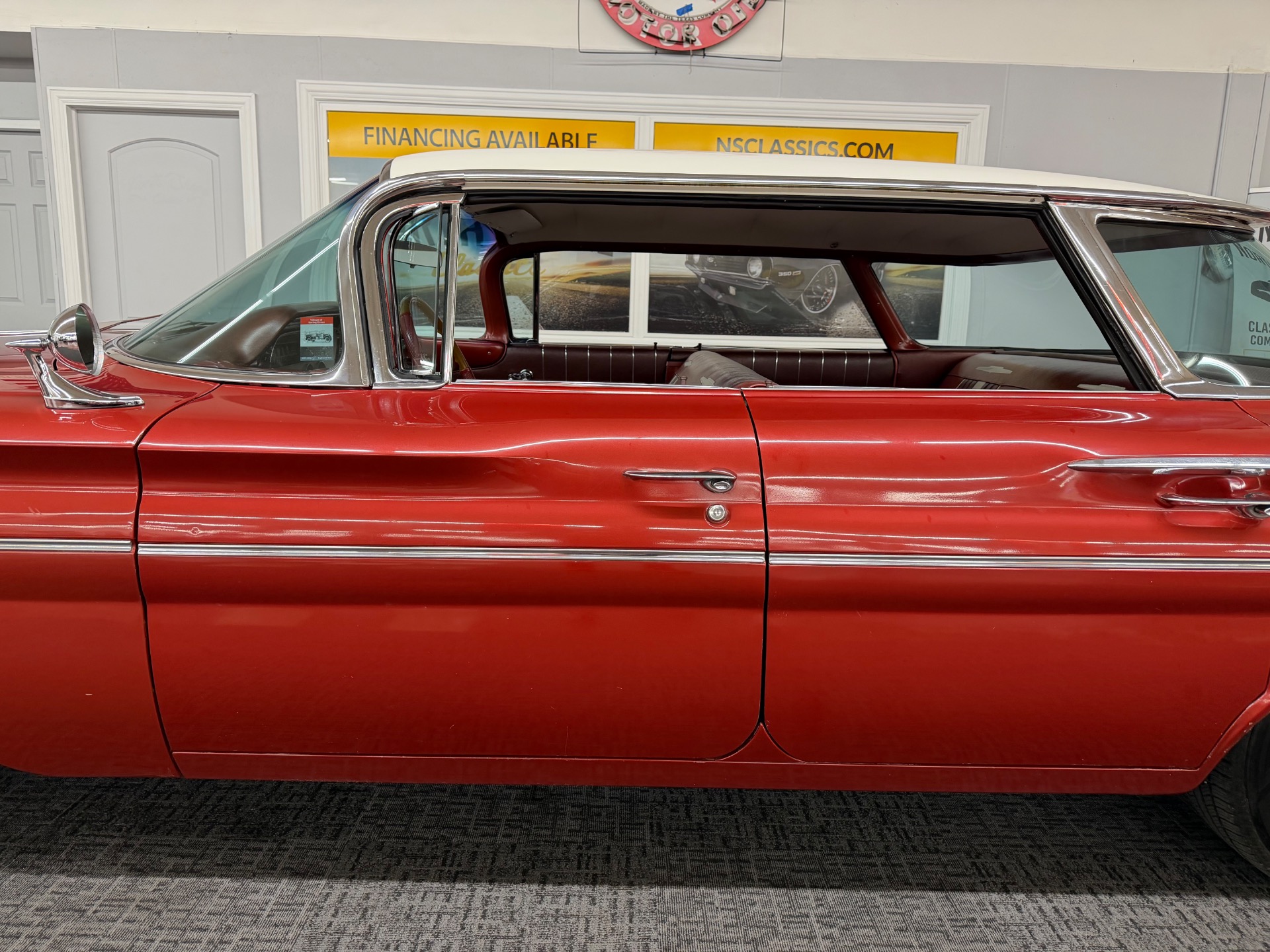 Used 1960 PONTIAC VENTURA VISTA ORIGINAL FACTORY CONDITION-389 V8-NUMBERS MATCHING | Mundelein, IL