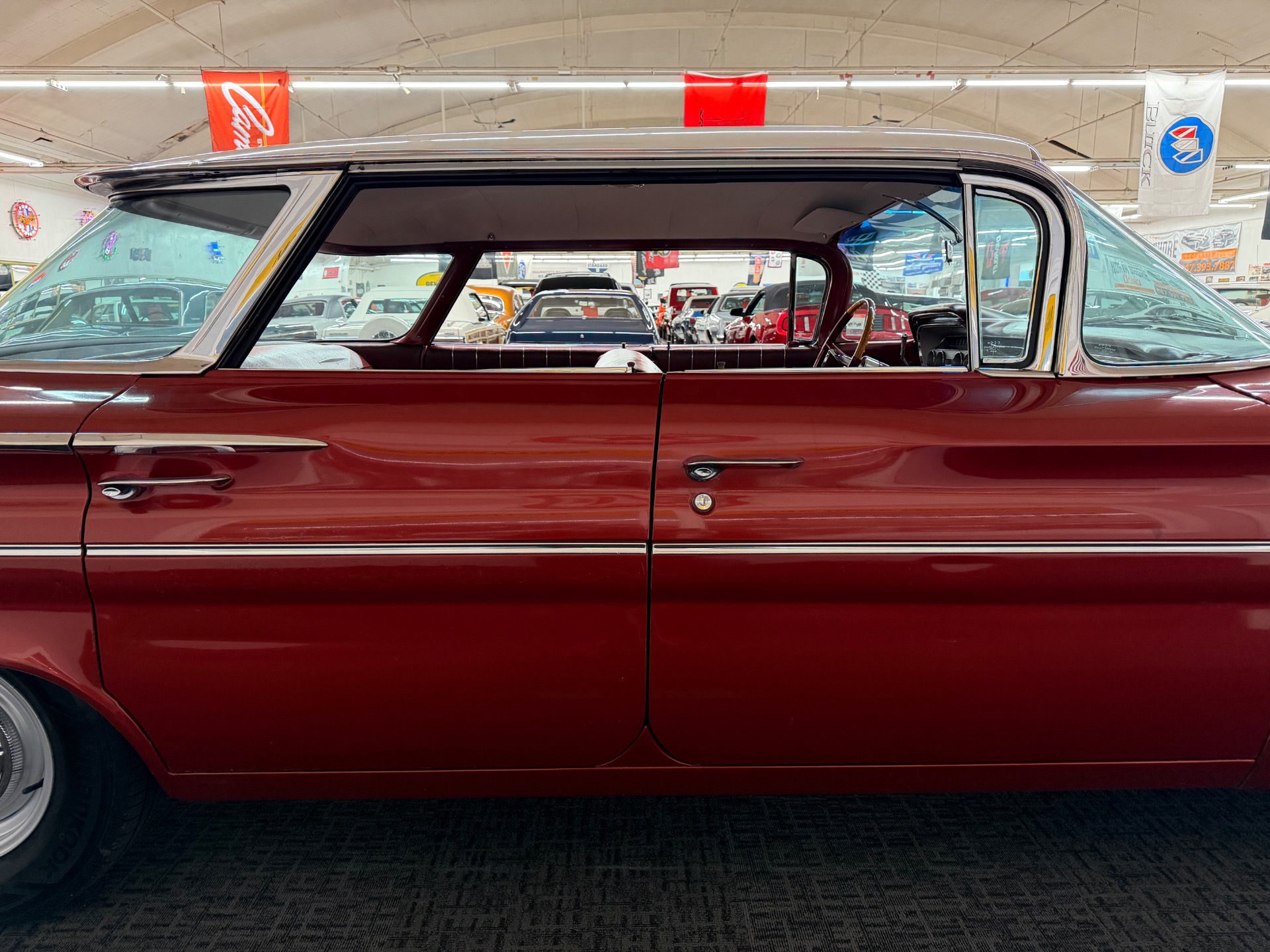 Used 1960 PONTIAC VENTURA VISTA ORIGINAL FACTORY CONDITION-389 V8-NUMBERS MATCHING | Mundelein, IL