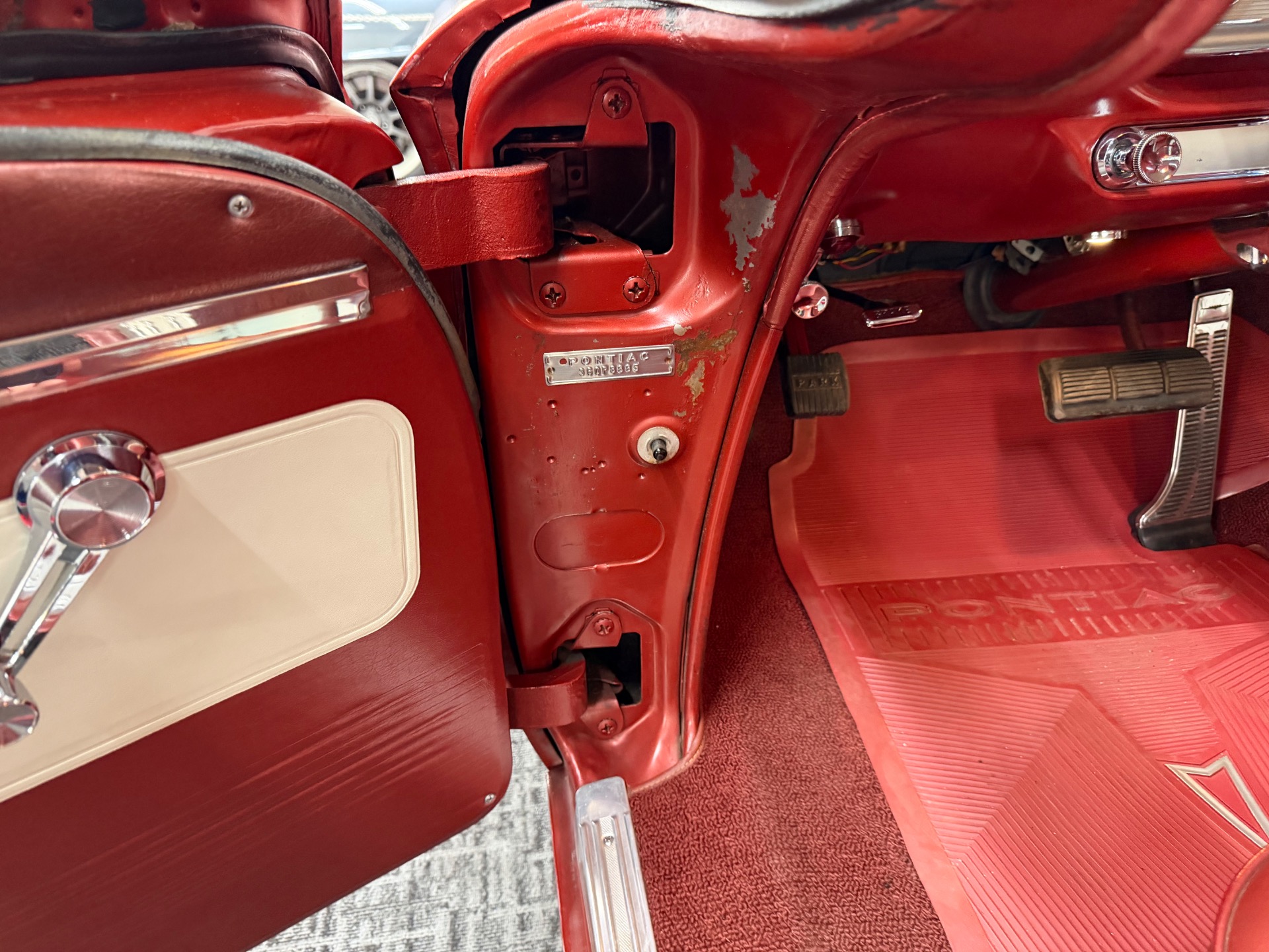 Used 1960 PONTIAC VENTURA VISTA ORIGINAL FACTORY CONDITION-389 V8-NUMBERS MATCHING | Mundelein, IL