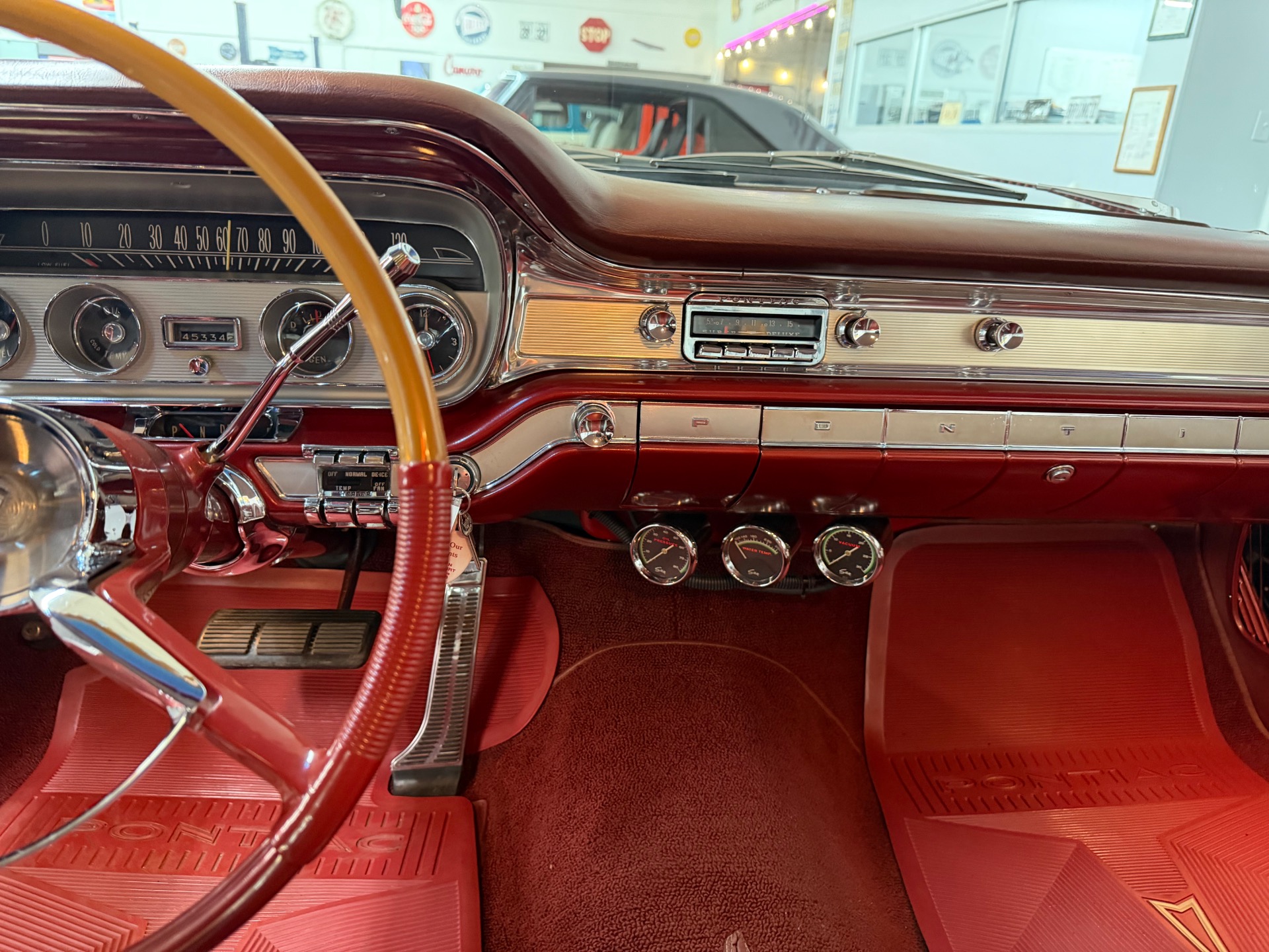 Used 1960 PONTIAC VENTURA VISTA ORIGINAL FACTORY CONDITION-389 V8-NUMBERS MATCHING | Mundelein, IL