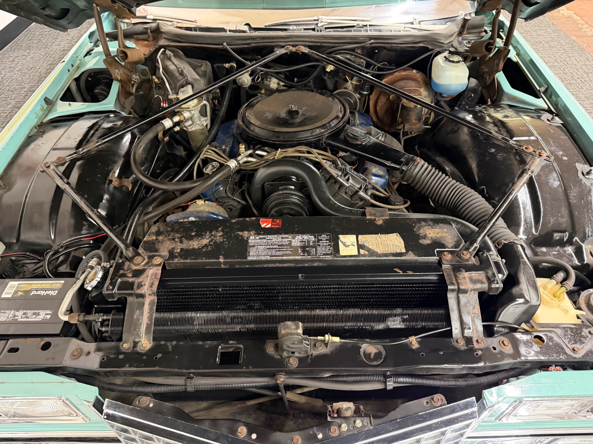 1976 Cadillac DeVille 39
