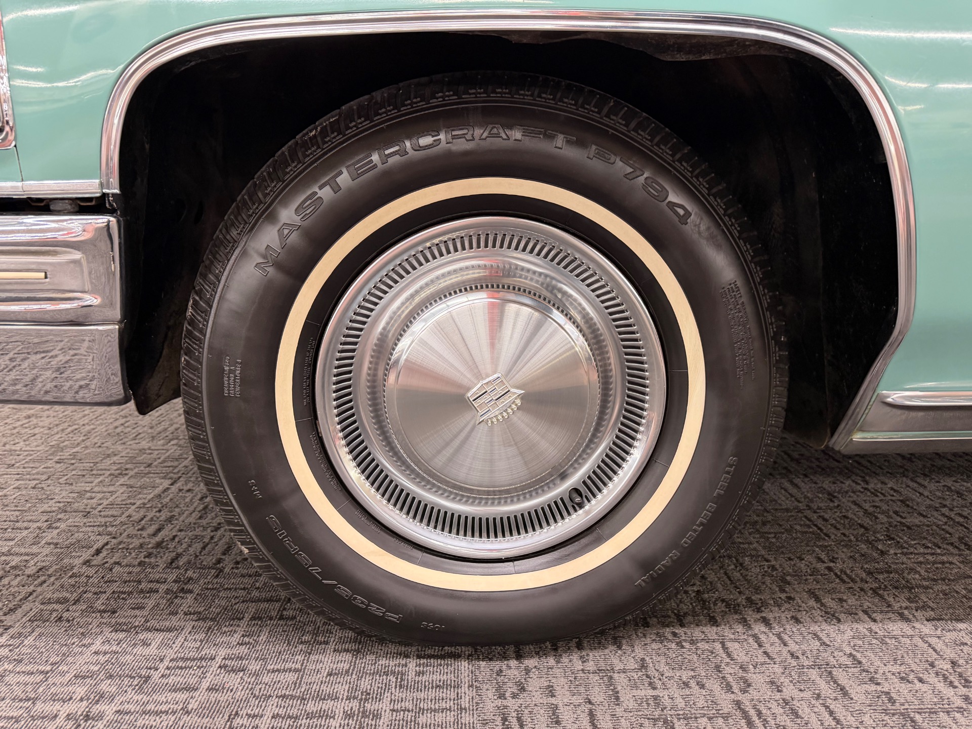 1976 Cadillac DeVille 41