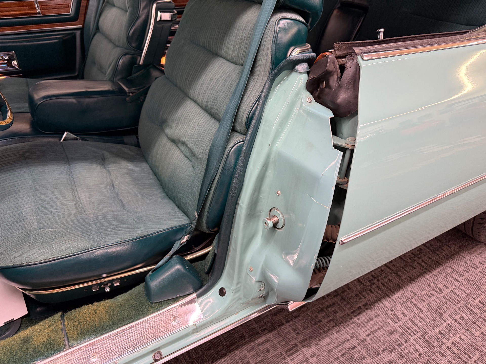 1976 Cadillac DeVille 57