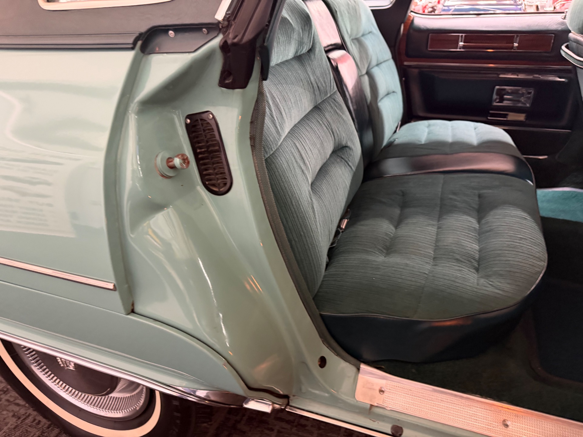 1976 Cadillac DeVille 82