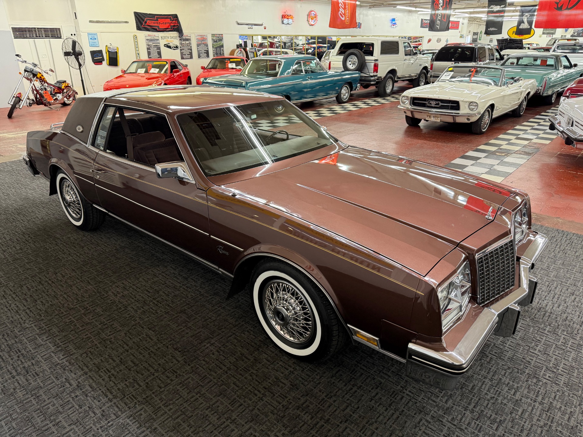 1983 Buick Riviera 31