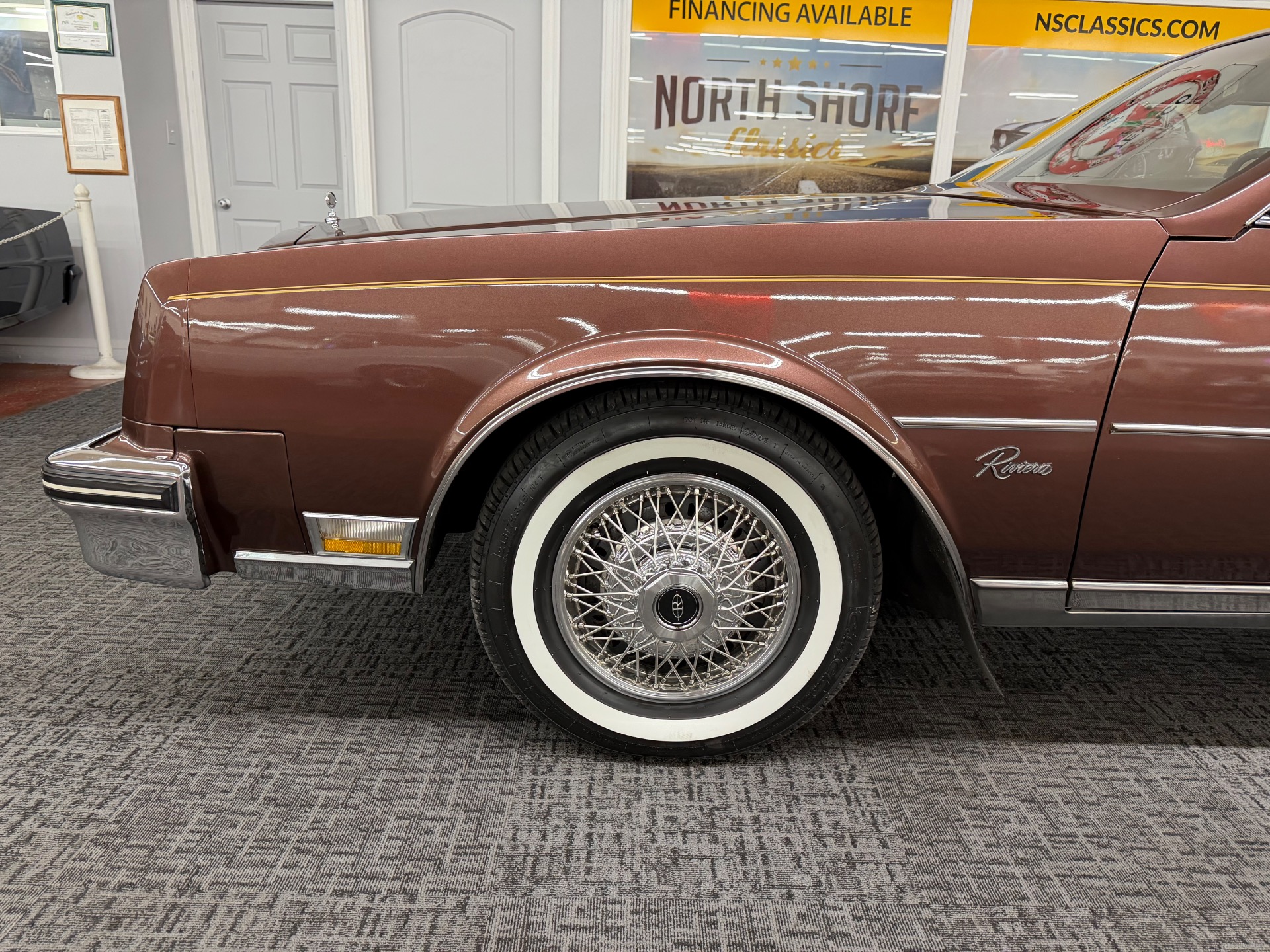 1983 Buick Riviera 33