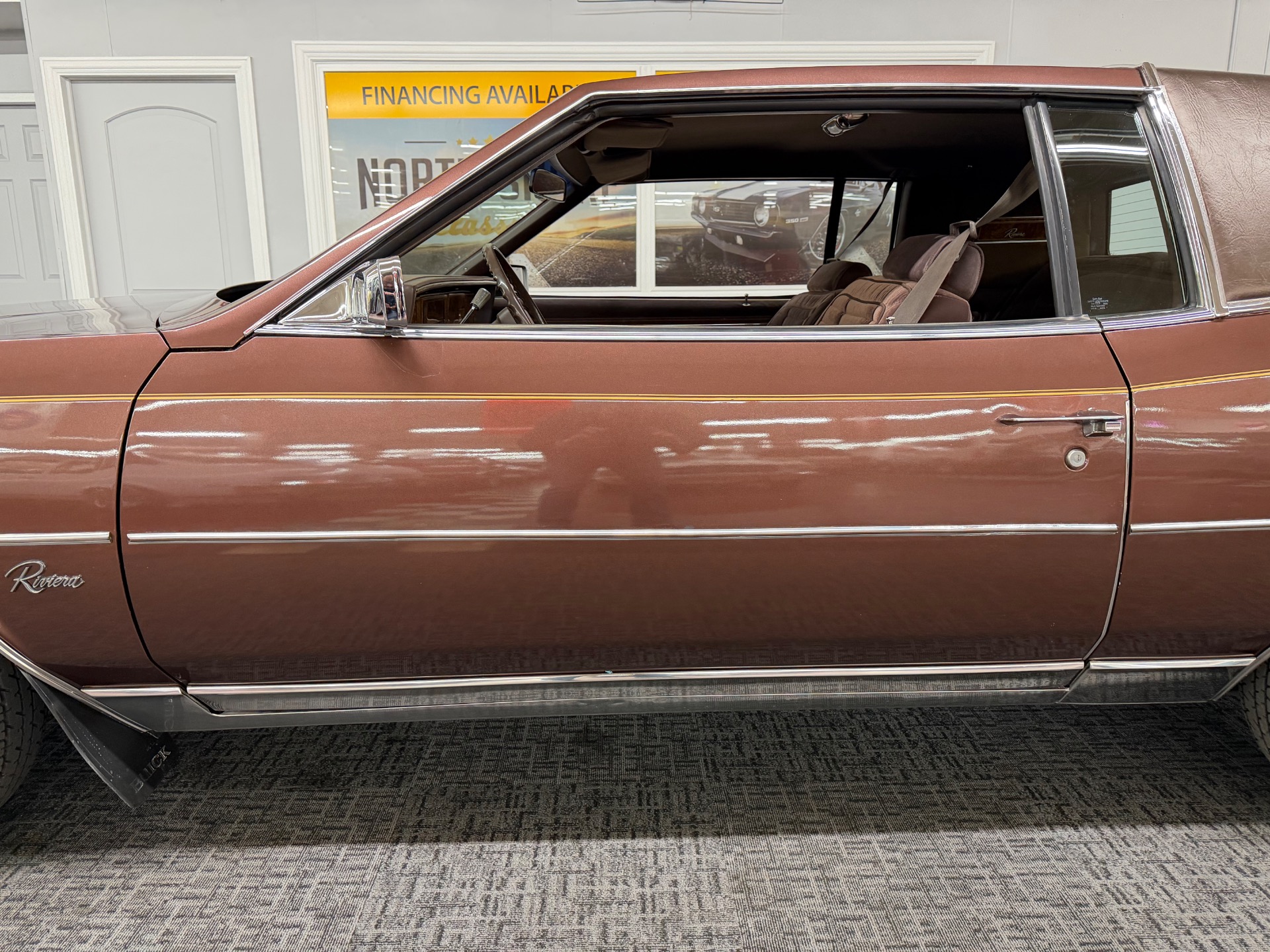 1983 Buick Riviera 35
