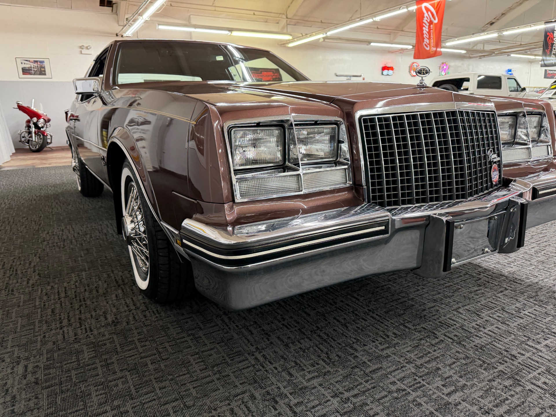 1983 Buick Riviera 13