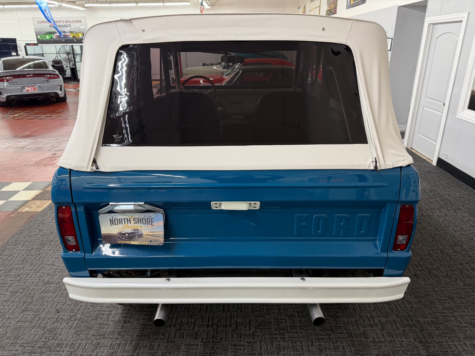 1971 Ford Bronco 19