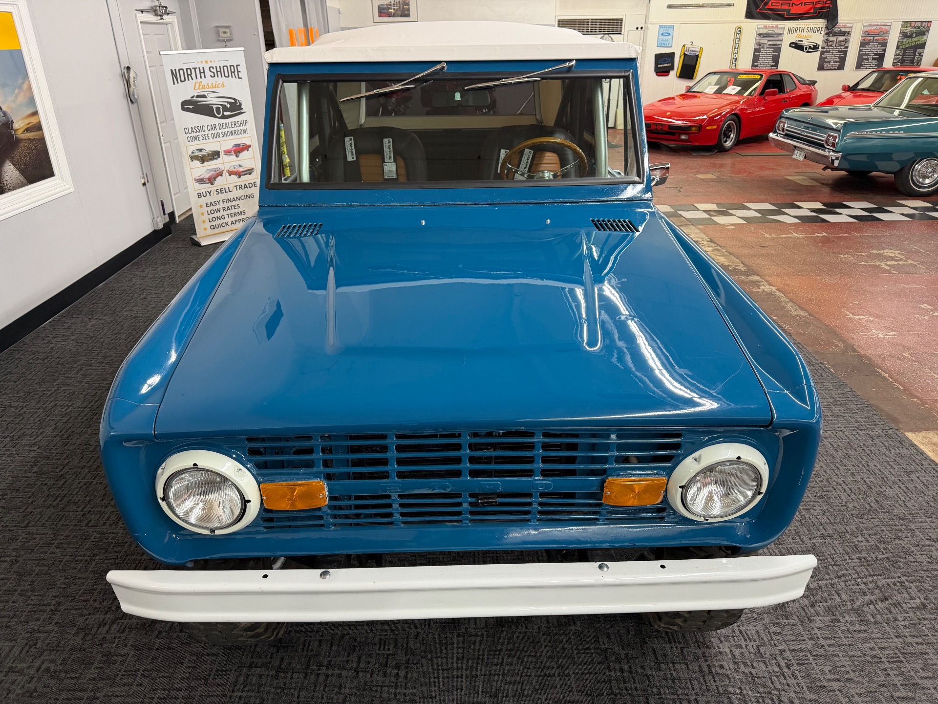 1971 Ford Bronco 9