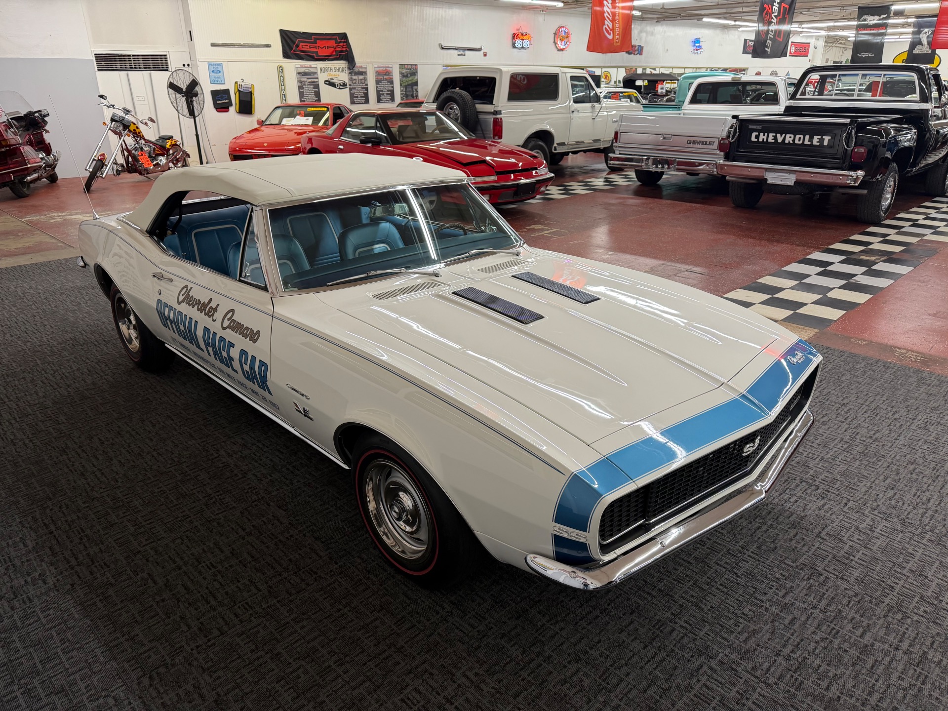 1967 Chevrolet Camaro 21