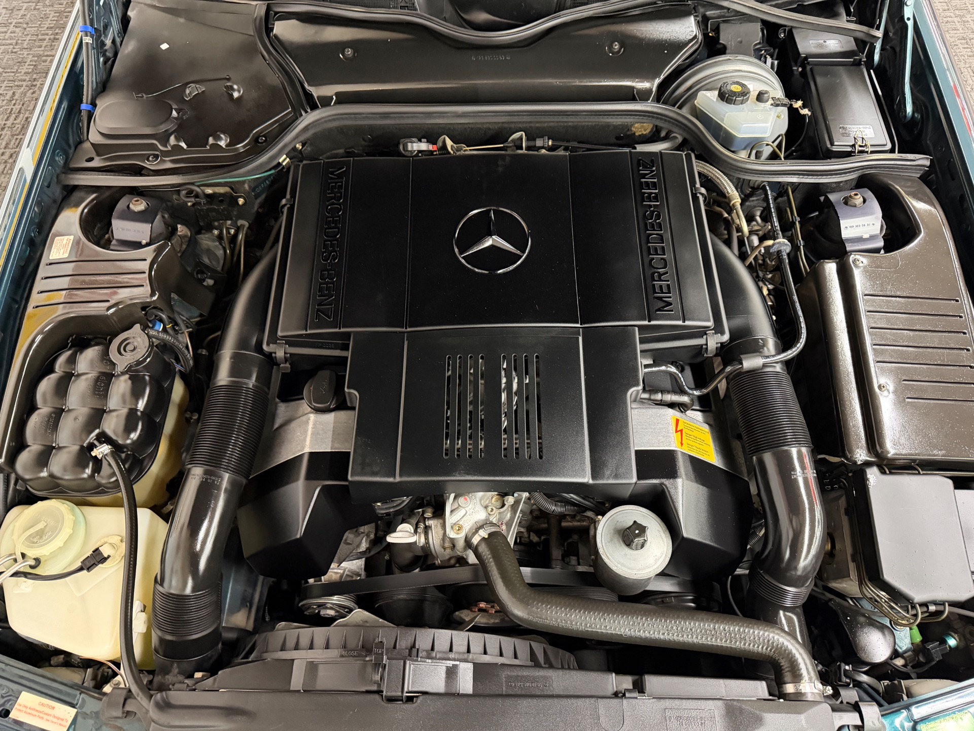 1994 Mercedes-Benz SL-Class 39
