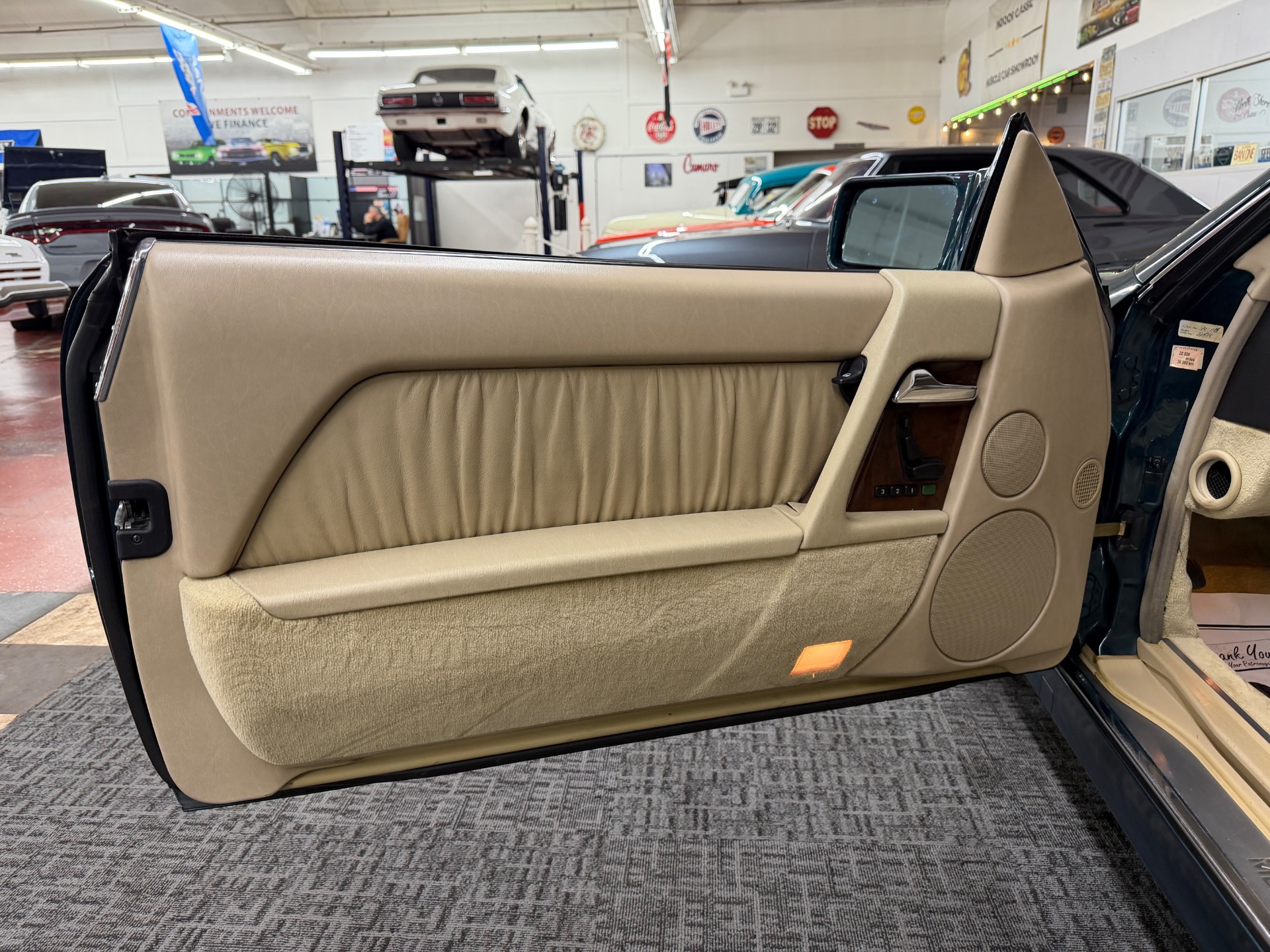 1994 Mercedes-Benz SL-Class 66