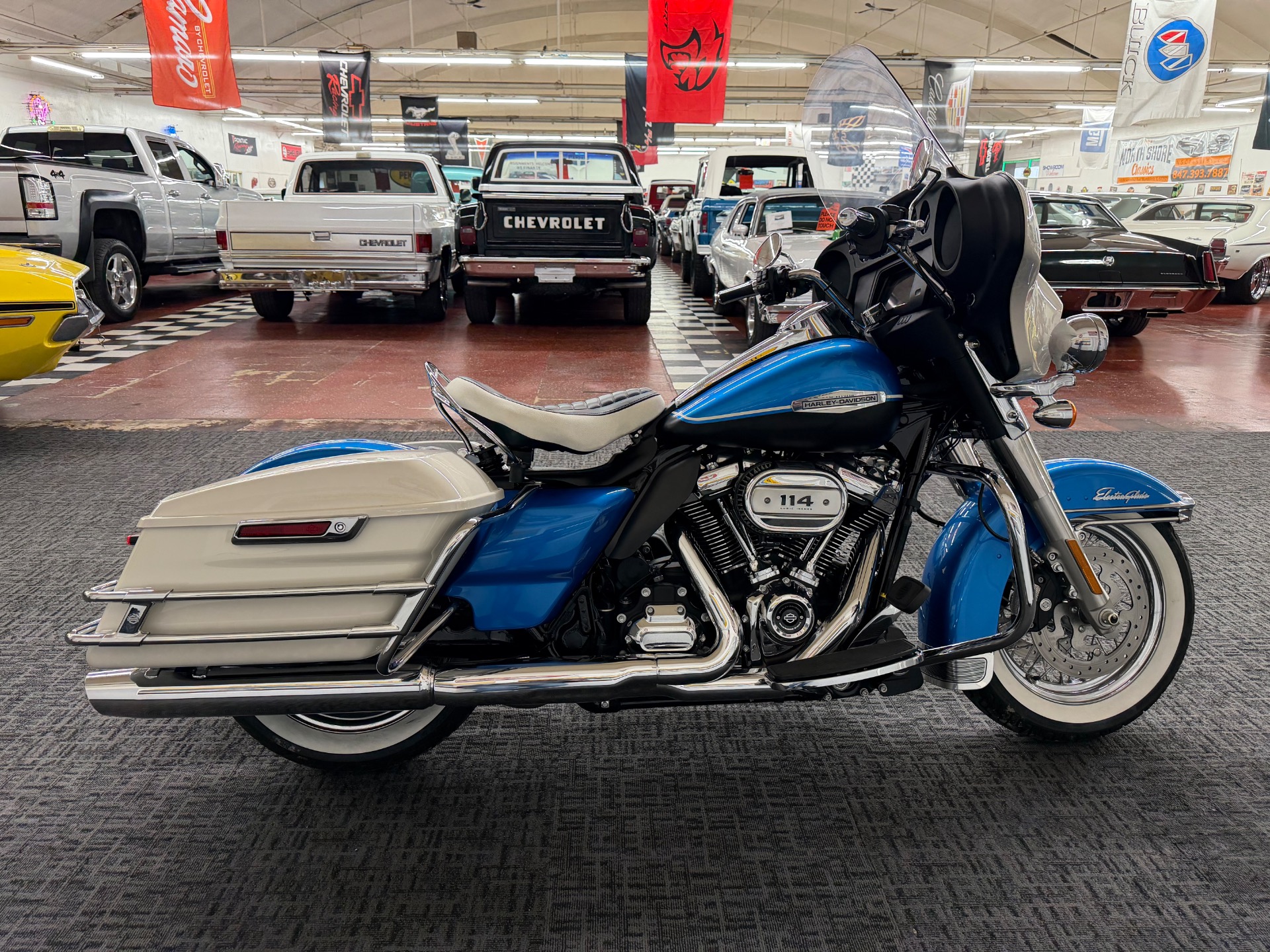 2021 Harley Davidson FLH 15