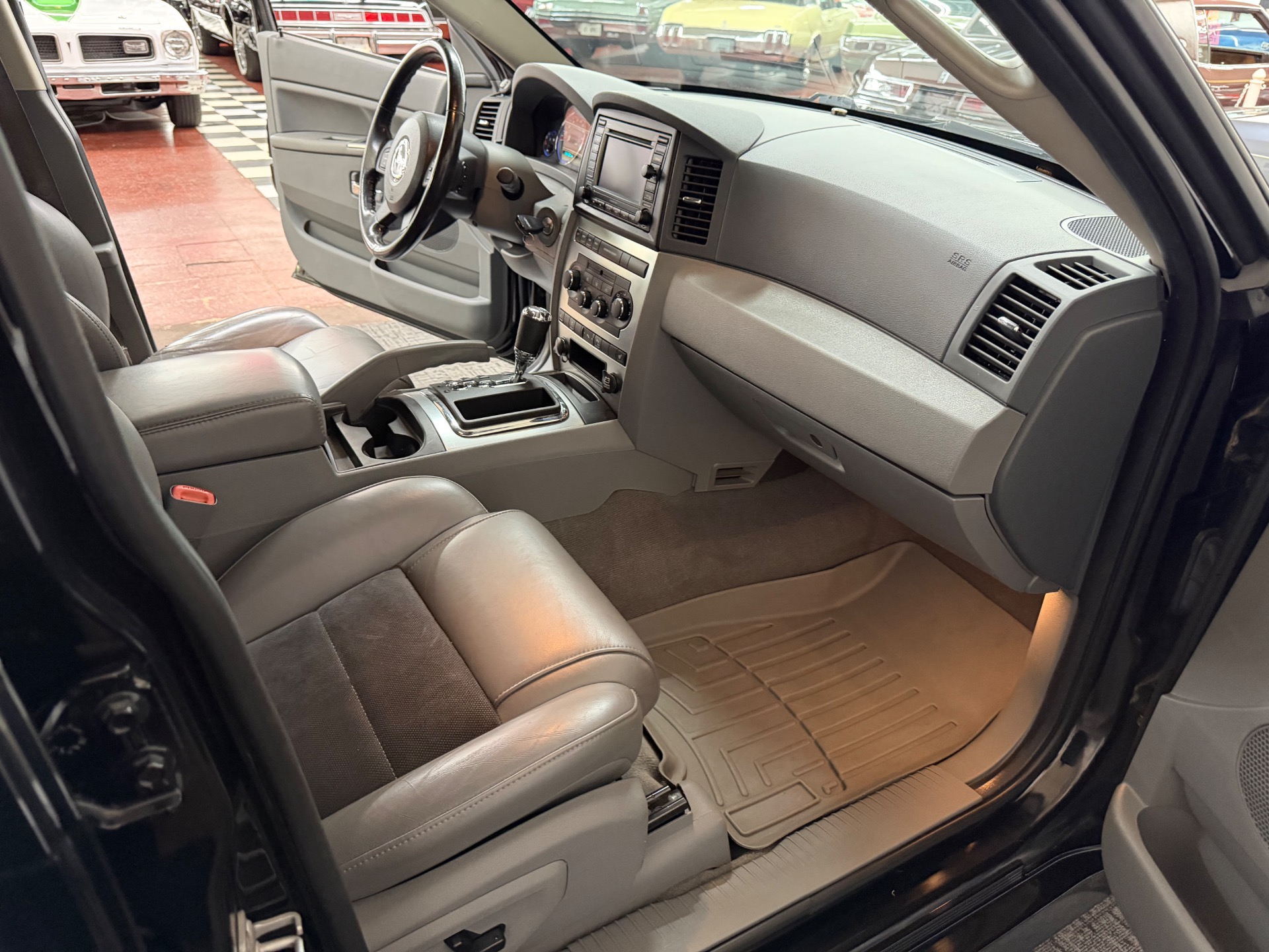 2007 Jeep Grand Cherokee 76