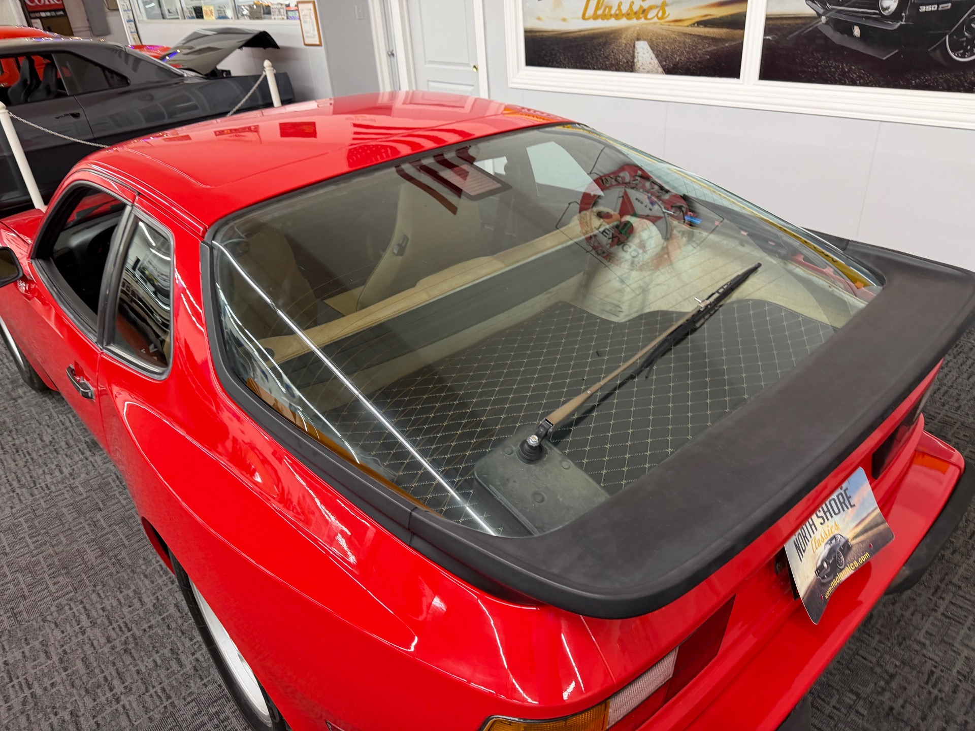 1986 Porsche 944 13