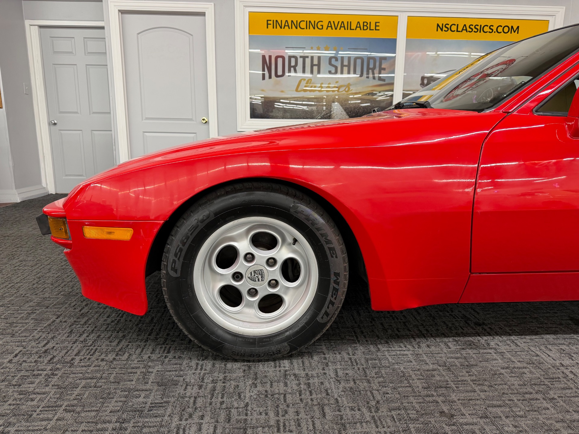 1986 Porsche 944 16
