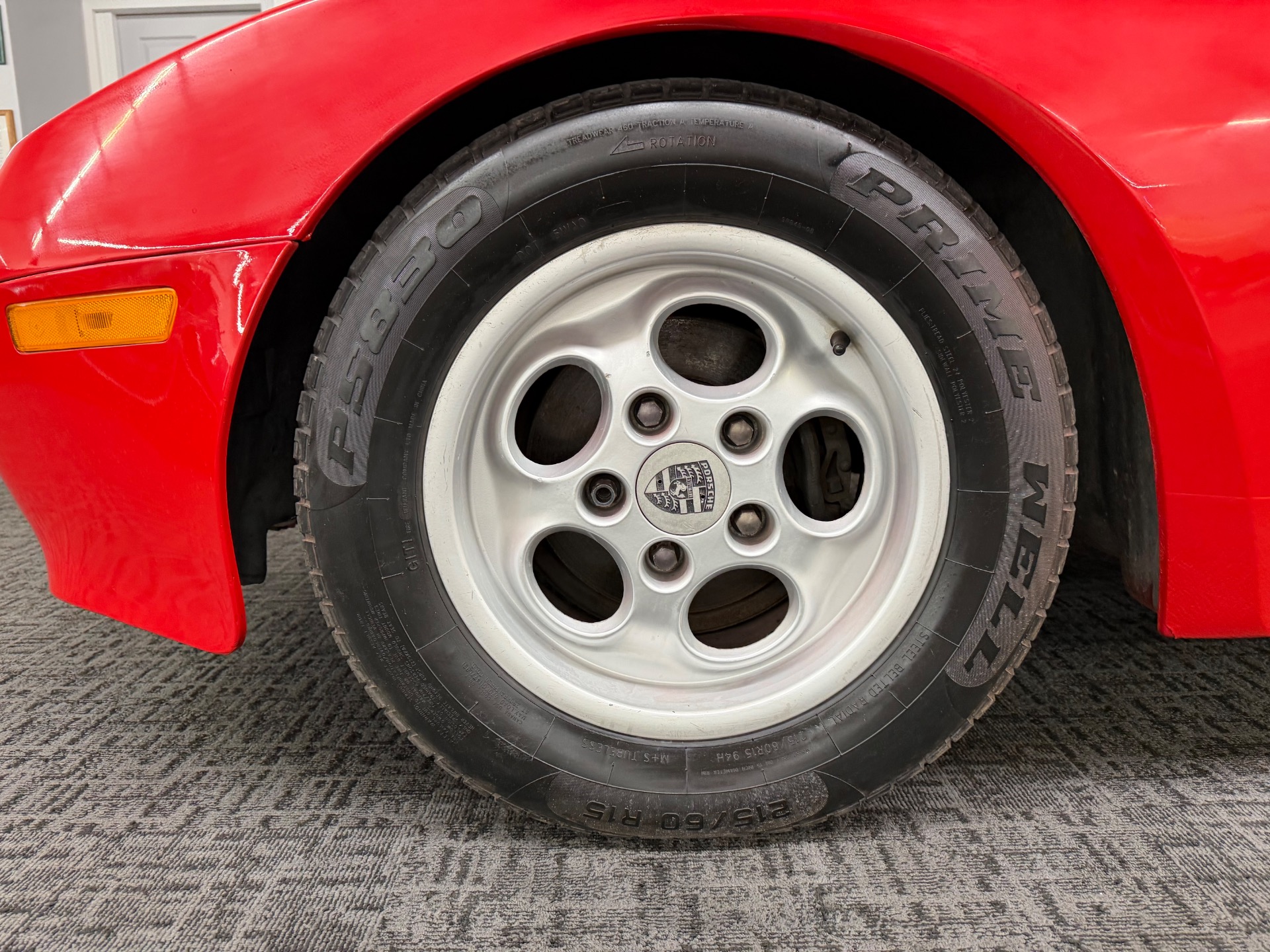 1986 Porsche 944 22