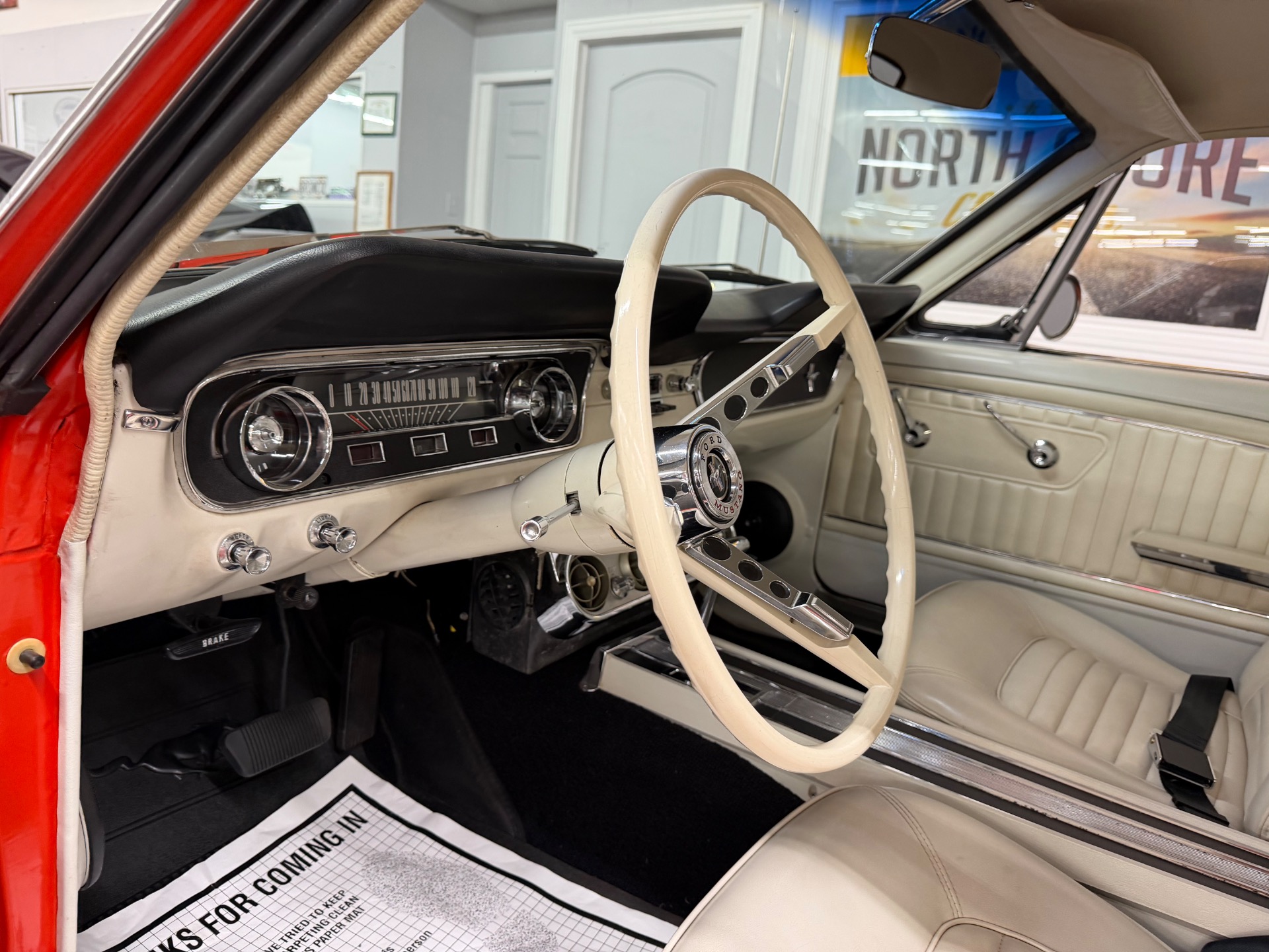 1964 FORD MUSTANG 60